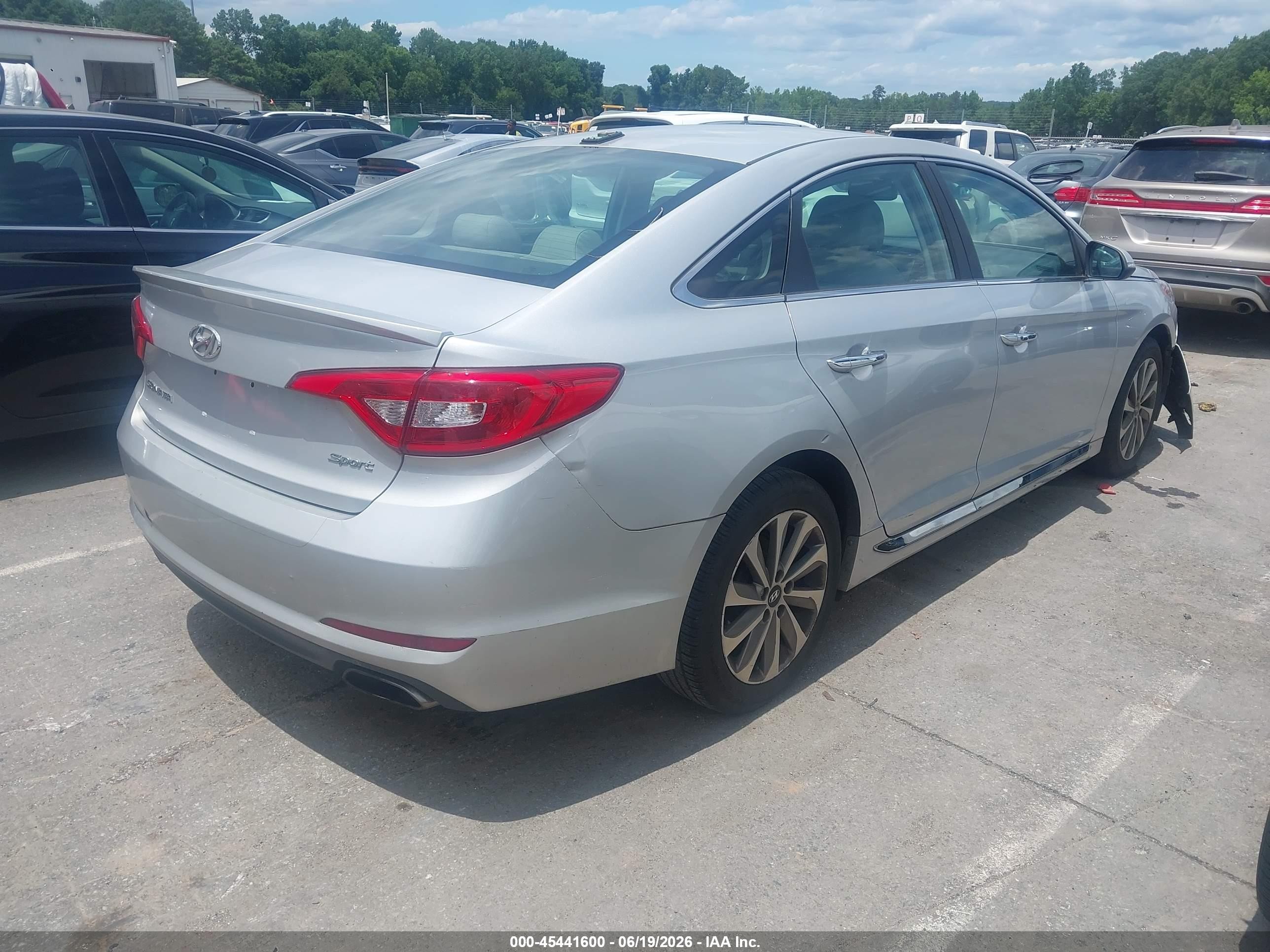 2015 Hyundai Sonata Sport Silver vin: 5NPE34AF5FH059435