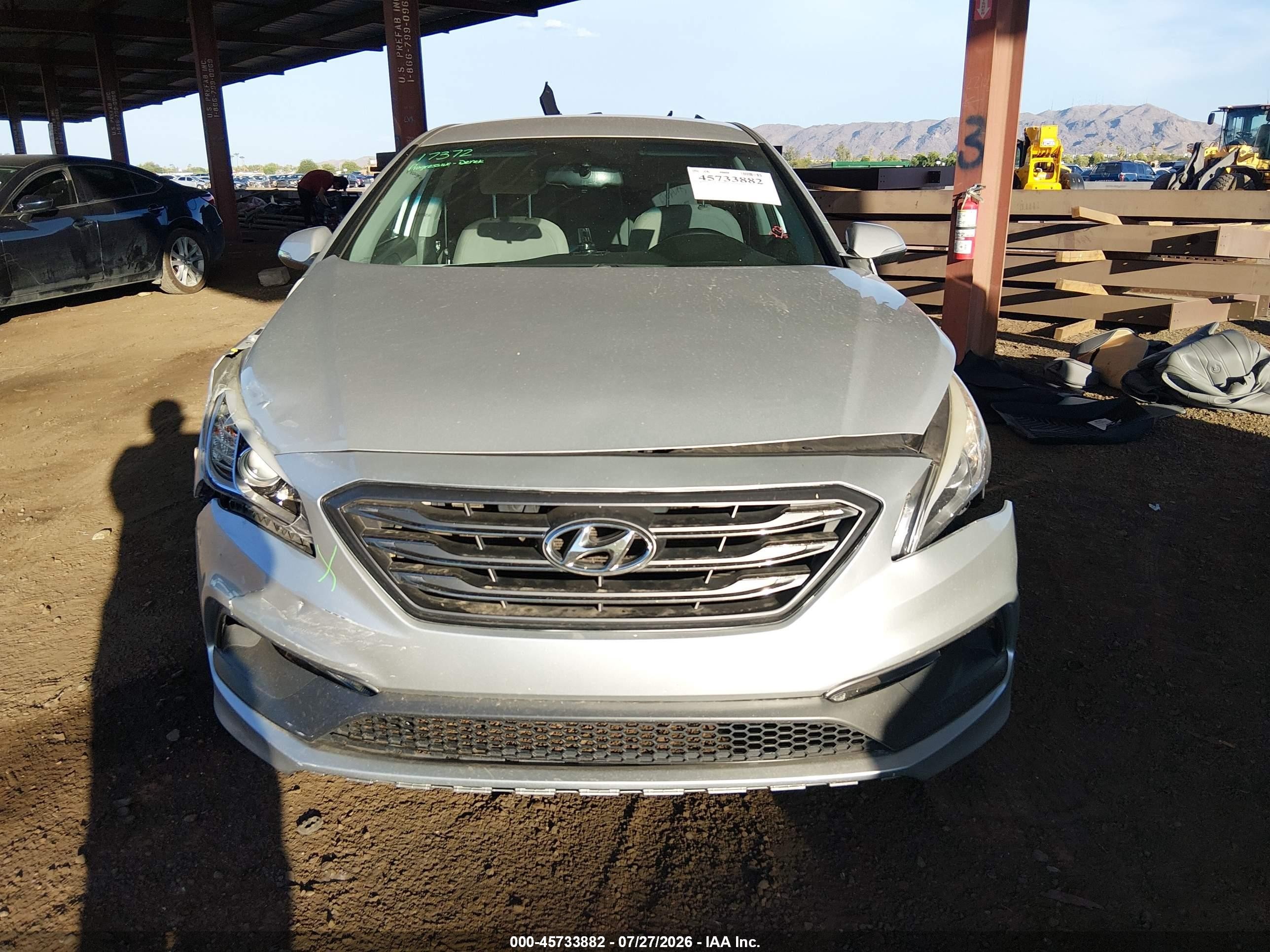 2015 Hyundai Sonata Sport Silver vin: 5NPE34AF5FH079930