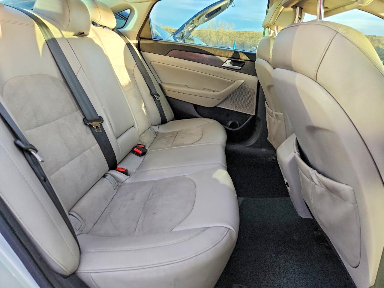 2015 Hyundai Sonata Sport Silver vin: 5NPE34AF5FH080298