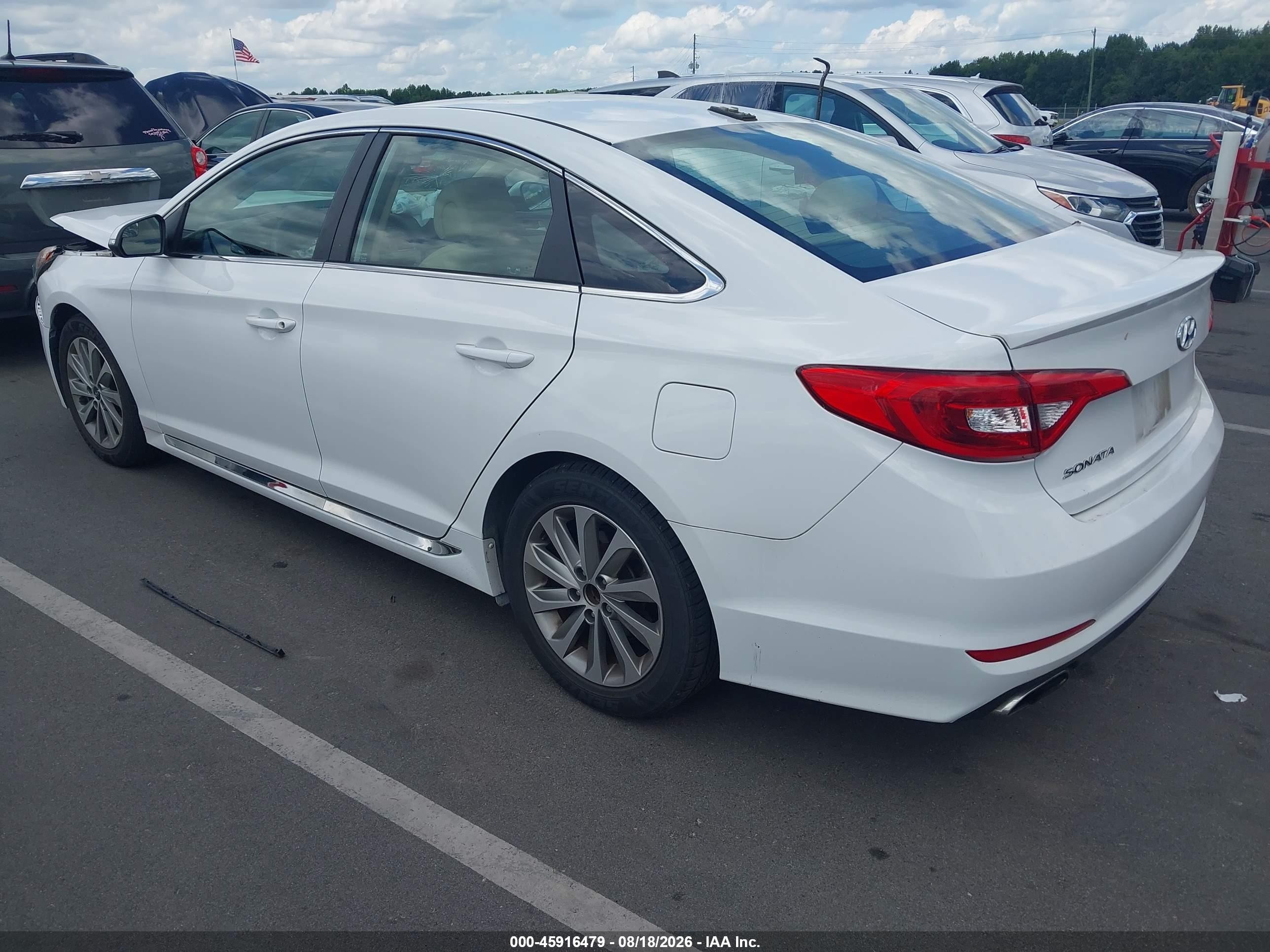 2015 Hyundai Sonata Sport White vin: 5NPE34AF5FH083847