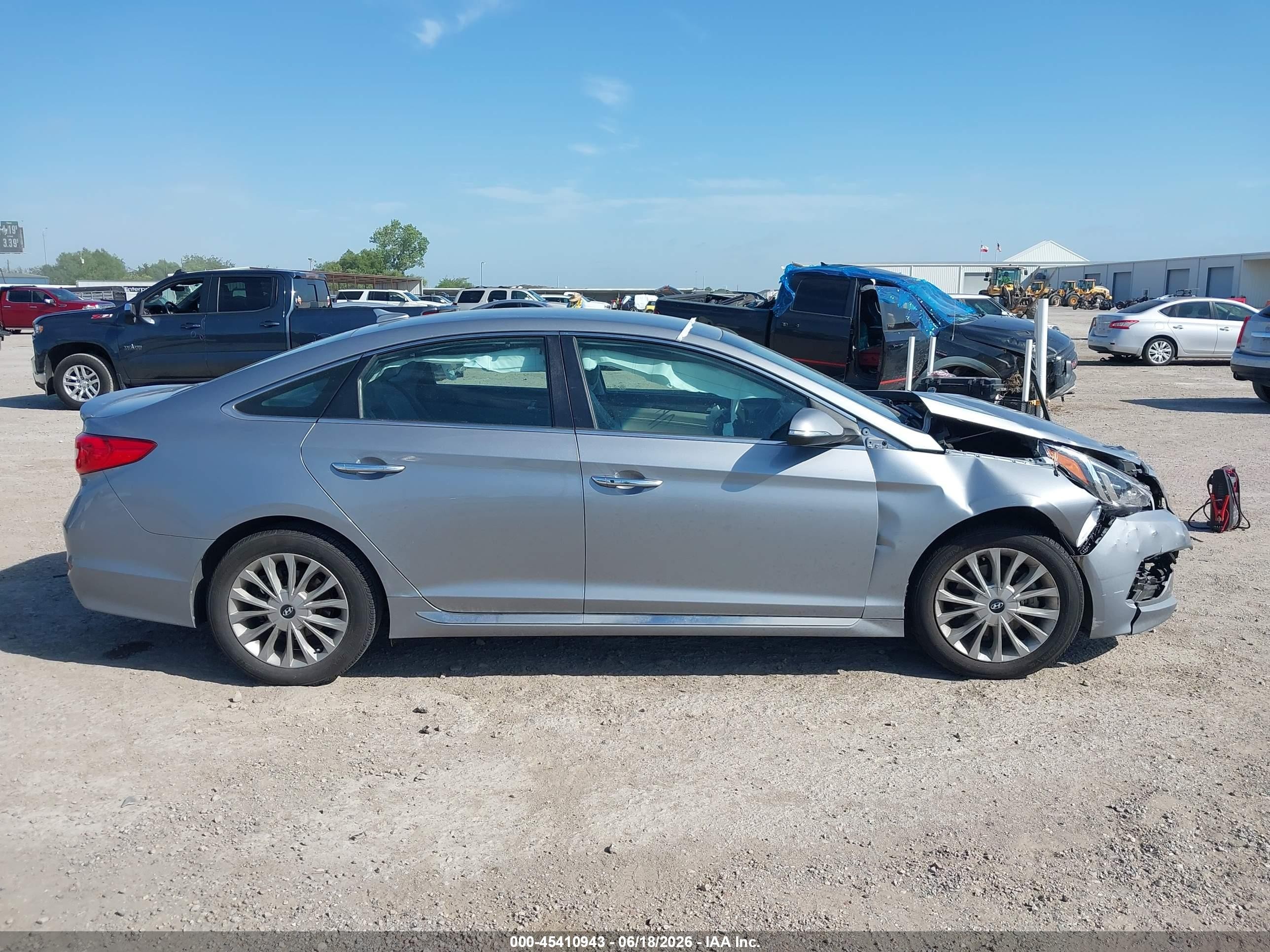 2015 Hyundai Sonata Limited Silver vin: 5NPE34AF5FH096632