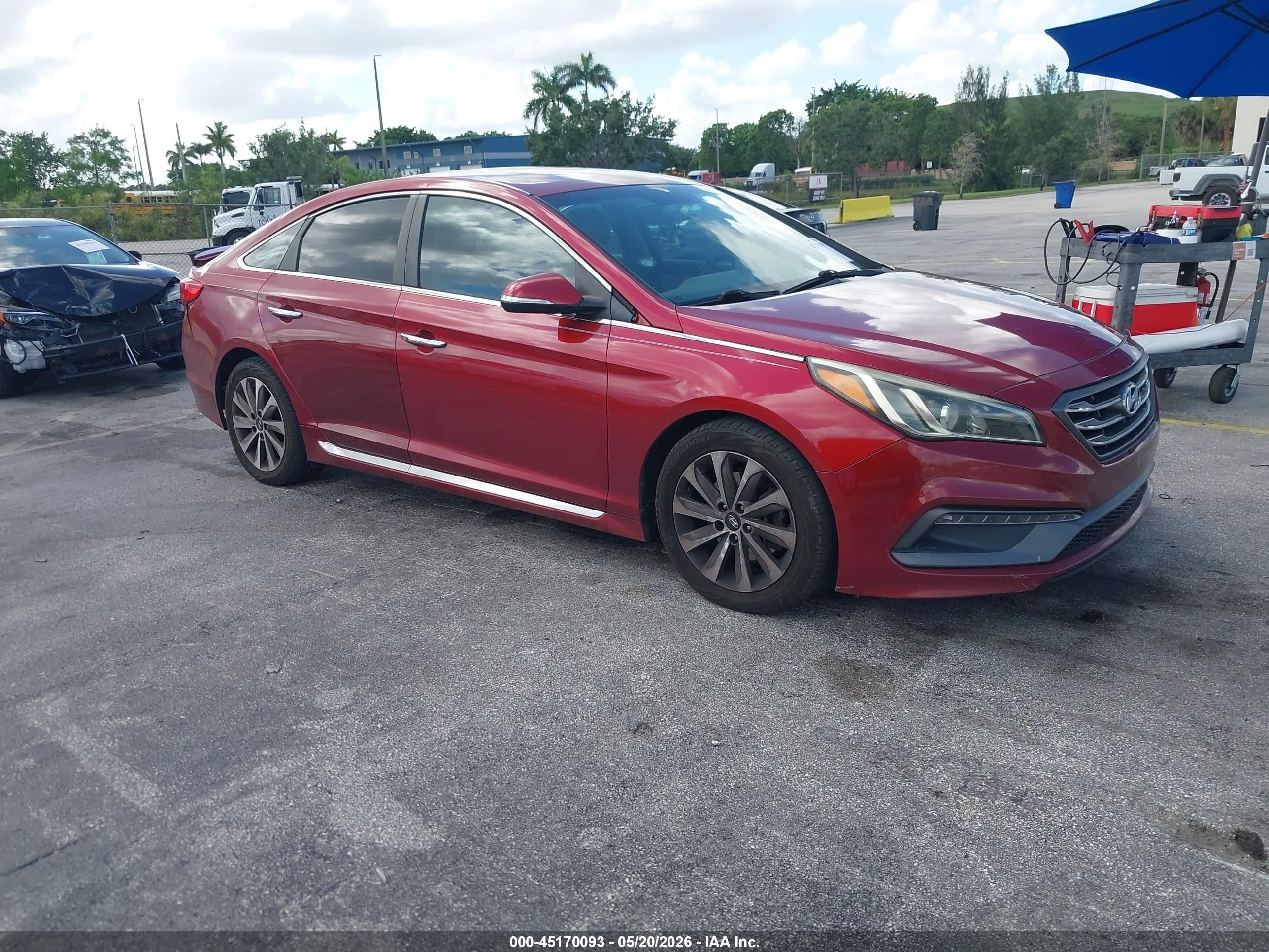 2015 Hyundai Sonata Sport Red vin: 5NPE34AF5FH098090