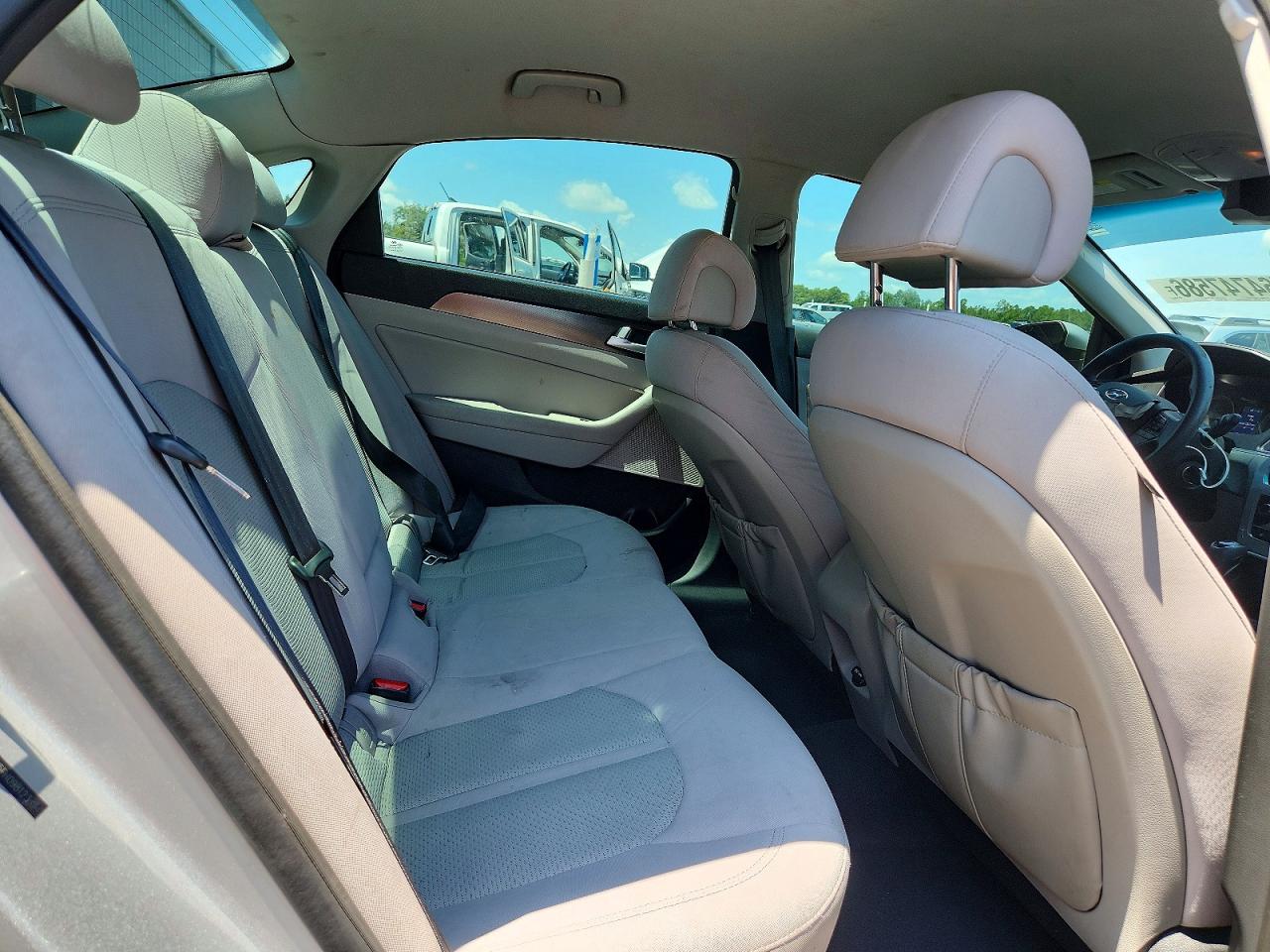 2015 Hyundai Sonata Sport Silver vin: 5NPE34AF5FH098123