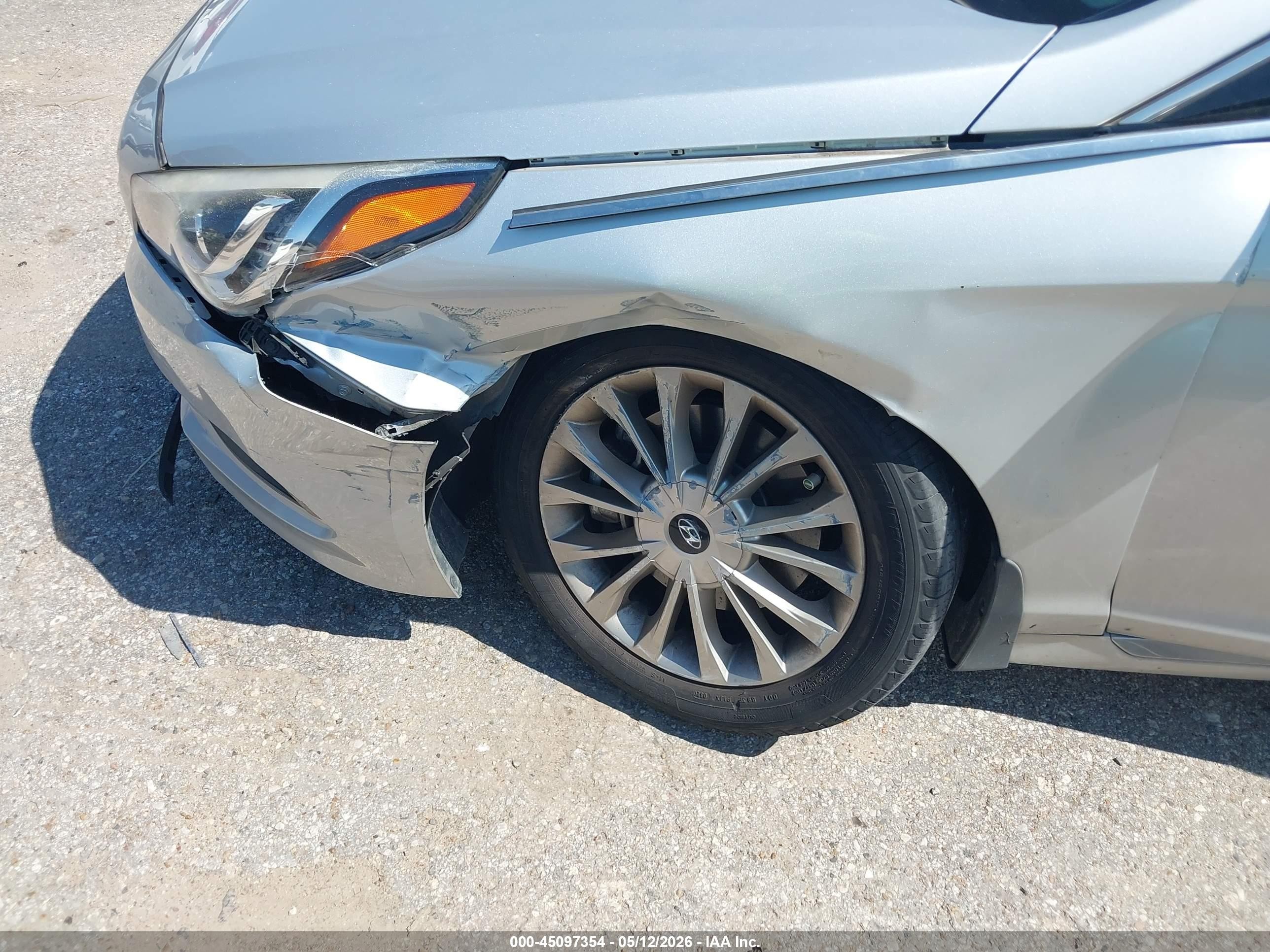 2015 Hyundai Sonata Limited Silver vin: 5NPE34AF5FH105717