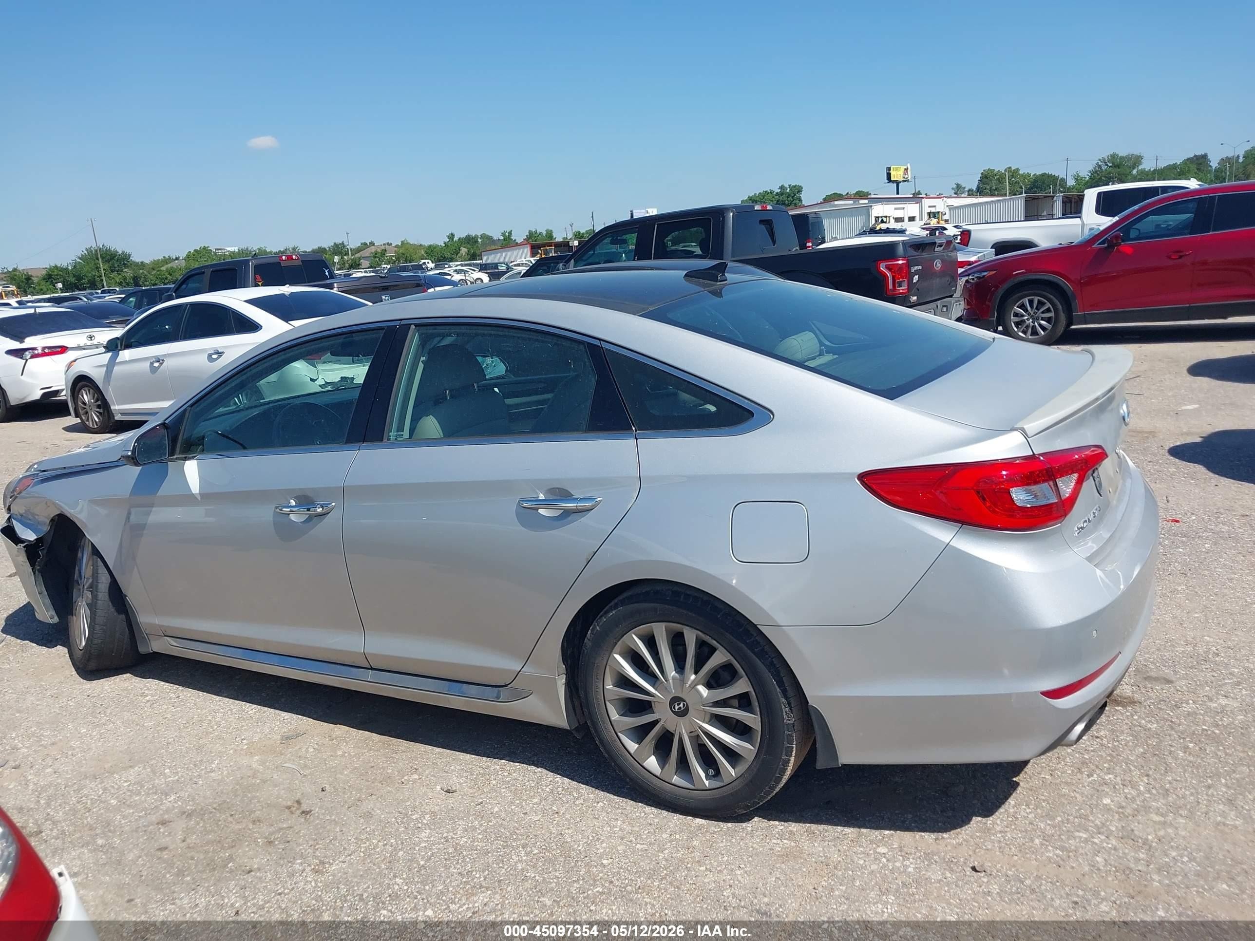 2015 Hyundai Sonata Limited Silver vin: 5NPE34AF5FH105717