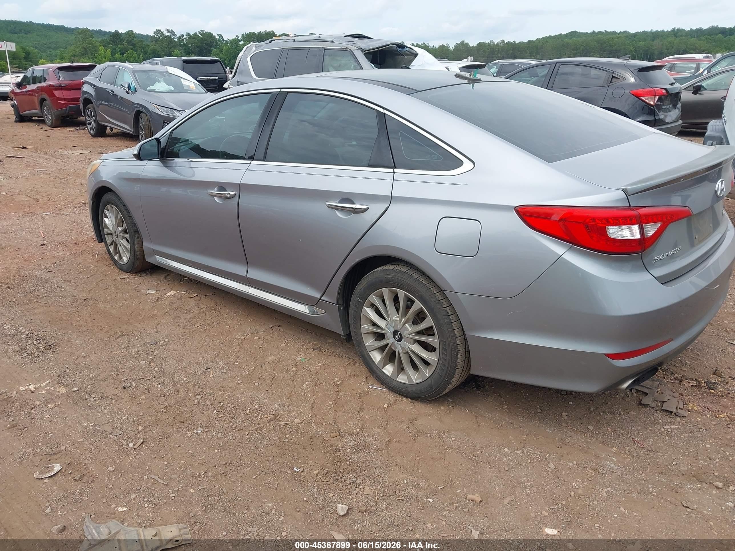 2015 Hyundai Sonata Limited Silver vin: 5NPE34AF5FH142217