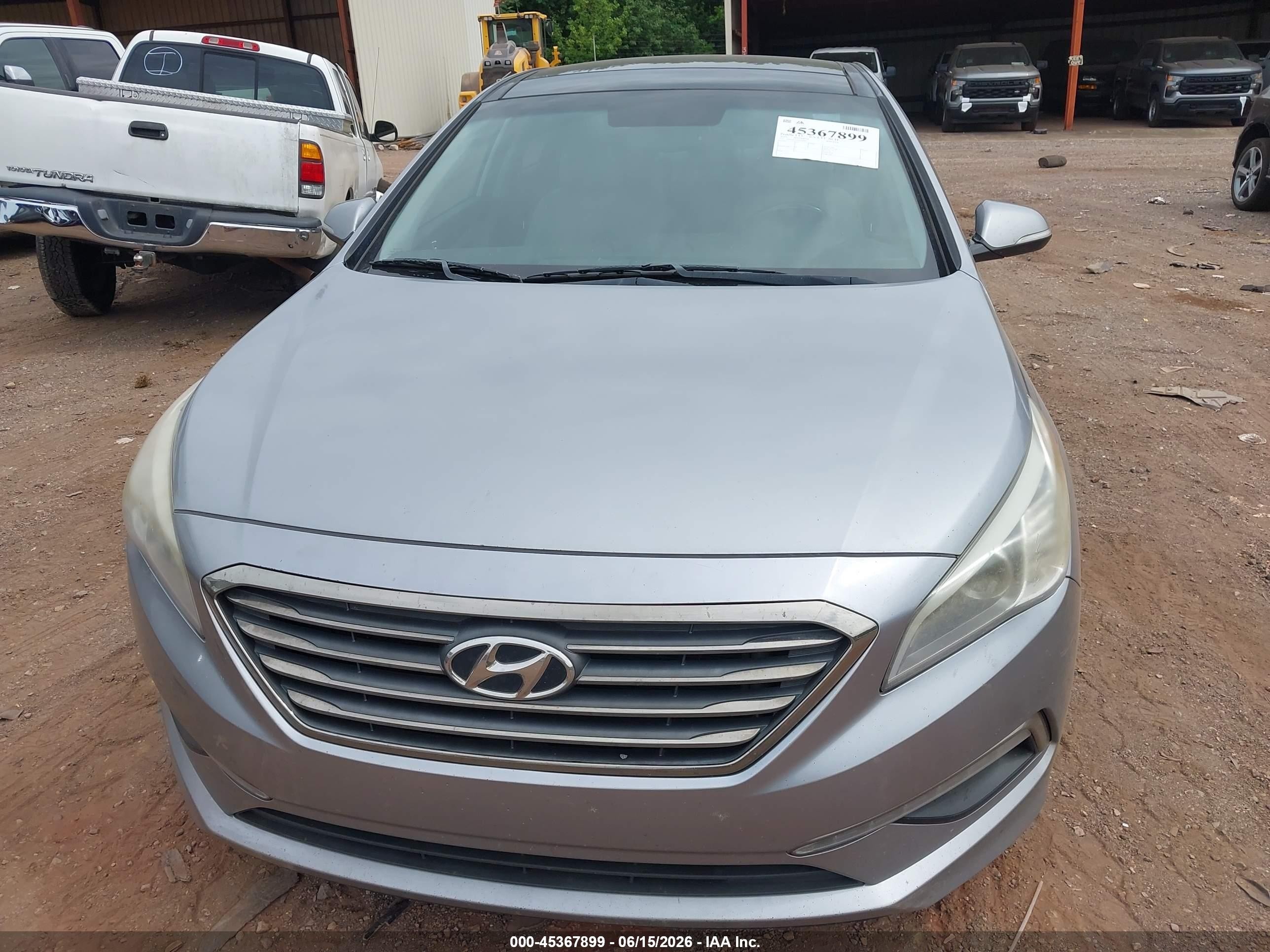 2015 Hyundai Sonata Limited Silver vin: 5NPE34AF5FH142217