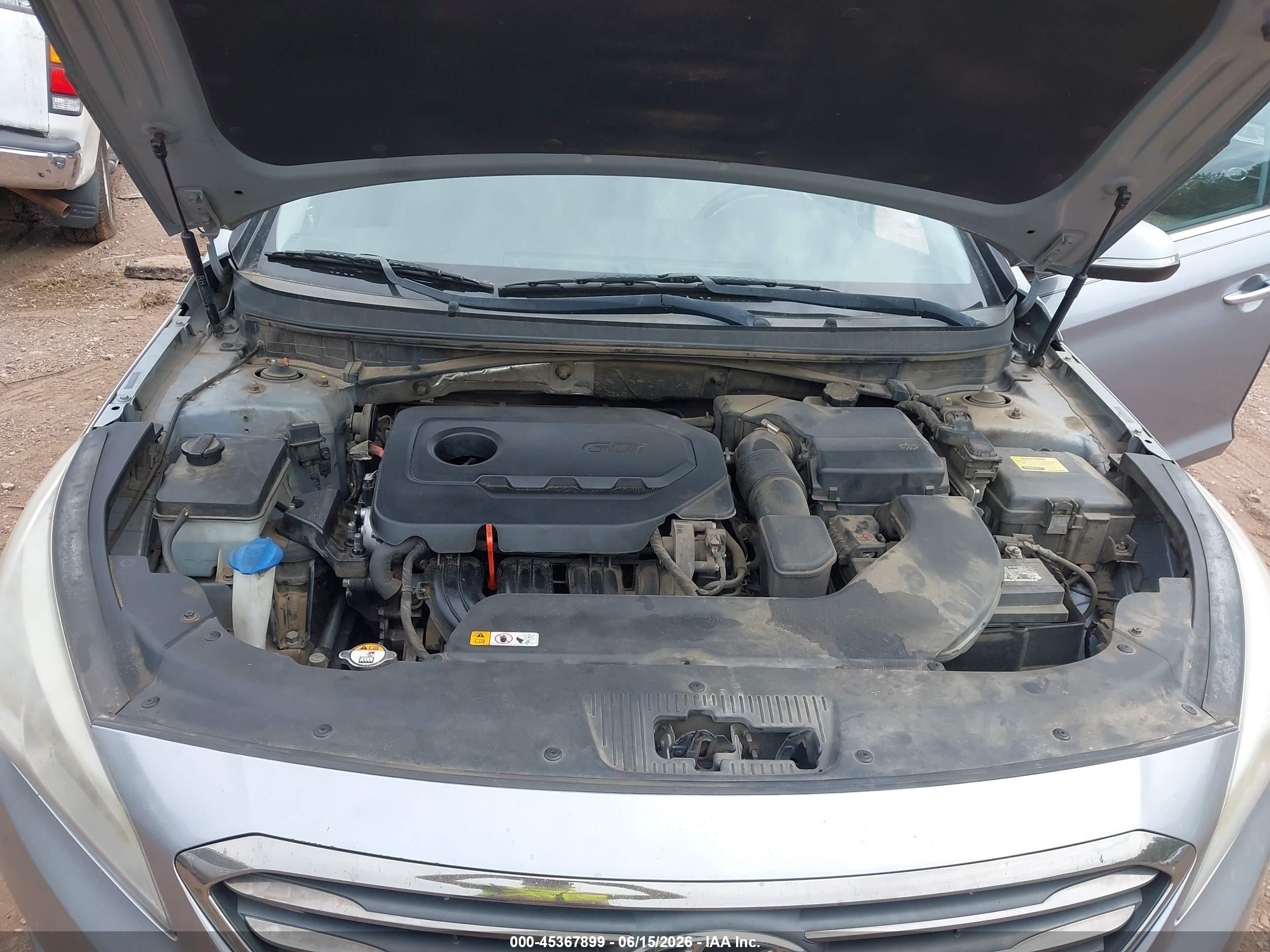 2015 Hyundai Sonata Limited Silver vin: 5NPE34AF5FH142217