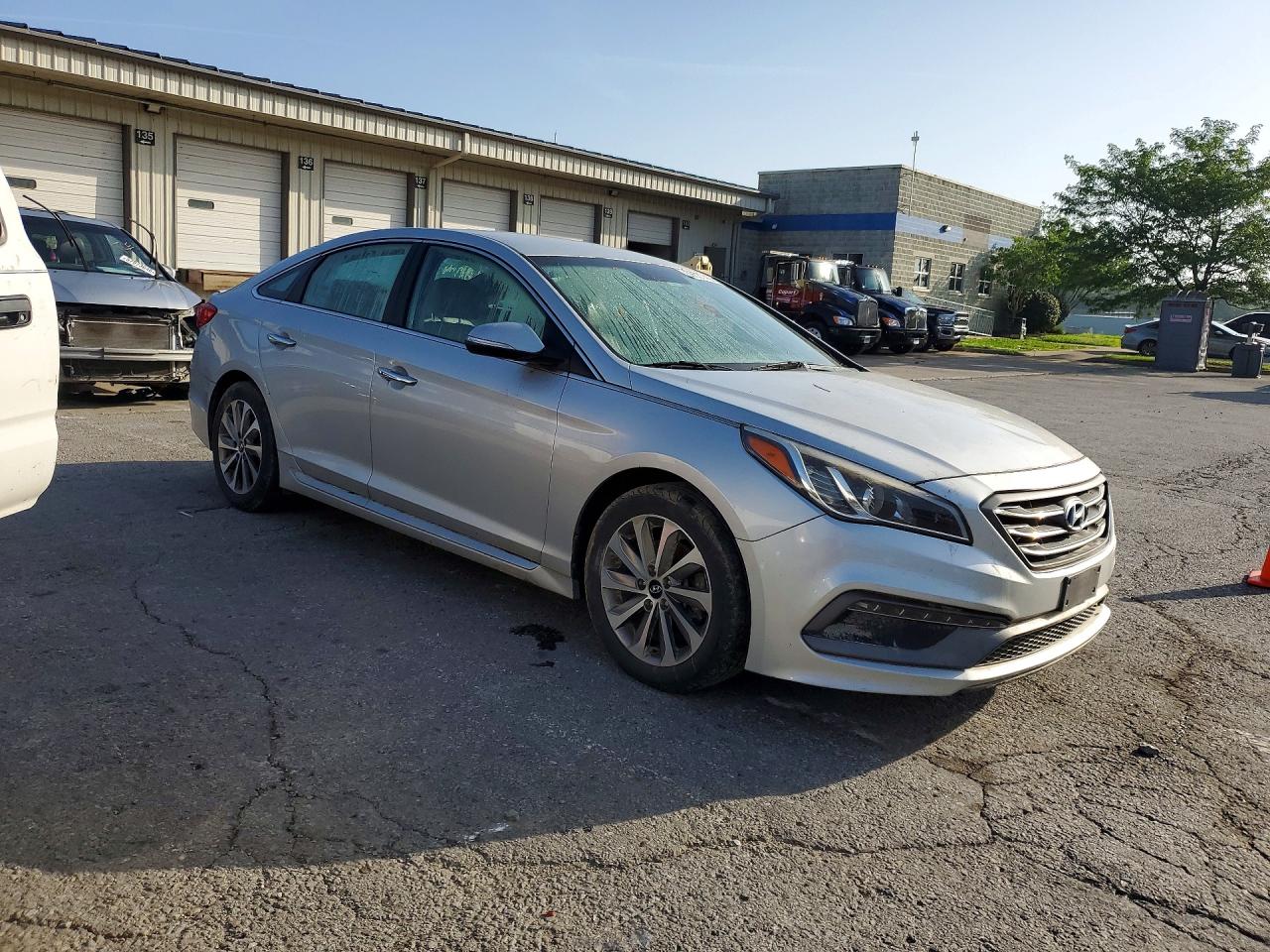 2015 Hyundai Sonata Sport Silver vin: 5NPE34AF5FH145392