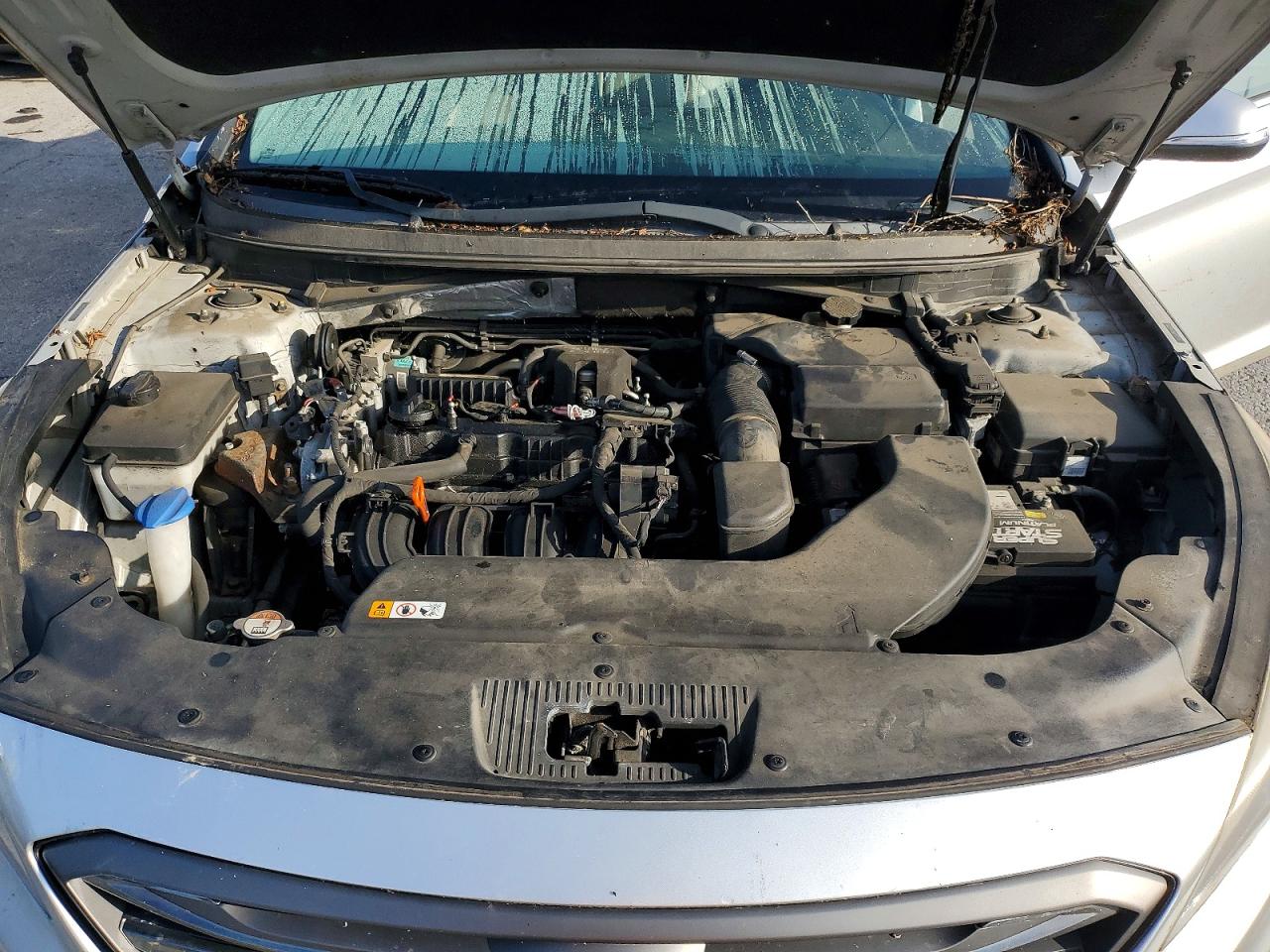 2015 Hyundai Sonata Sport Silver vin: 5NPE34AF5FH145392