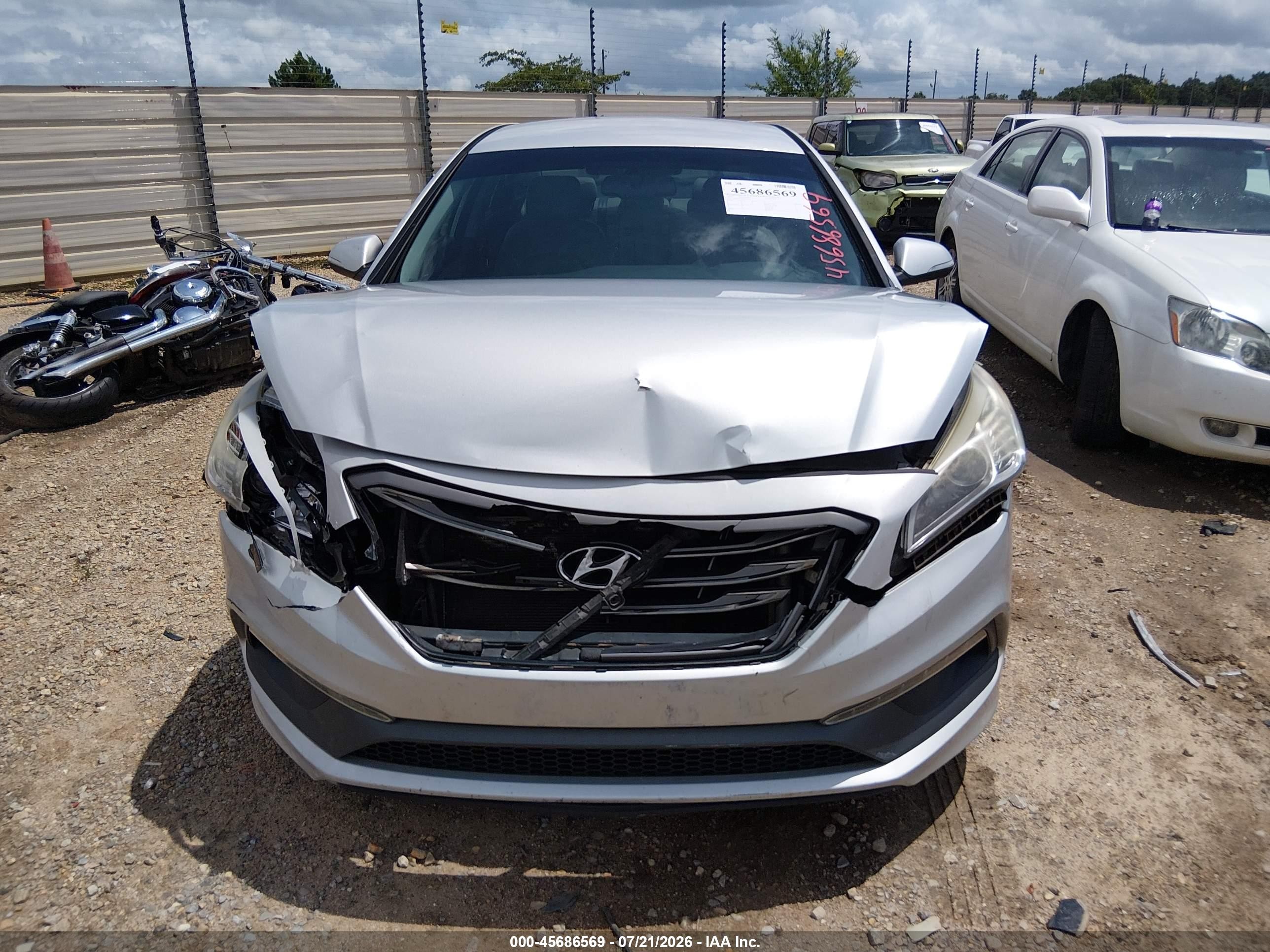 2015 Hyundai Sonata Sport Silver vin: 5NPE34AF5FH161334