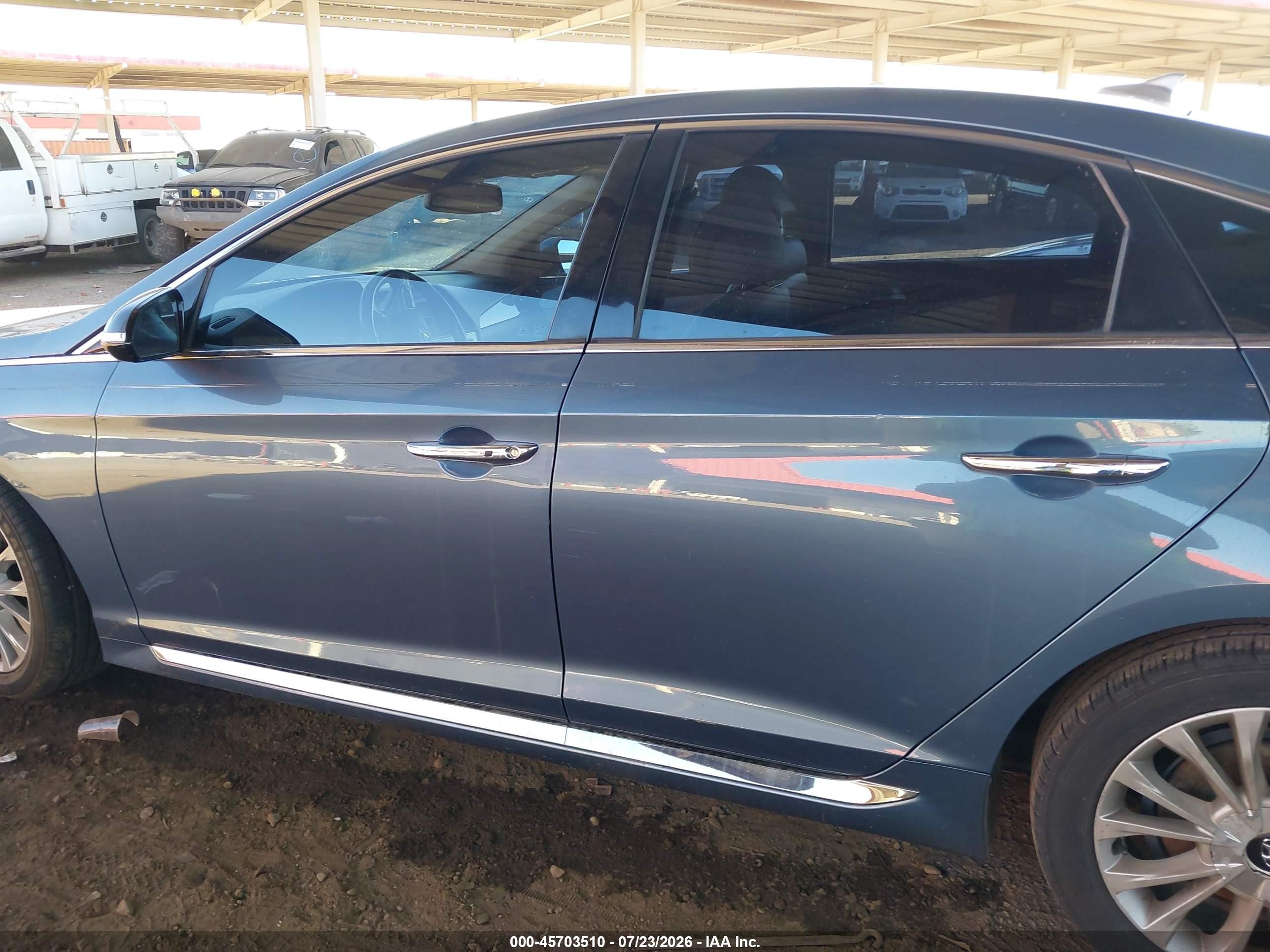 2015 Hyundai Sonata Limited Blue vin: 5NPE34AF5FH169644