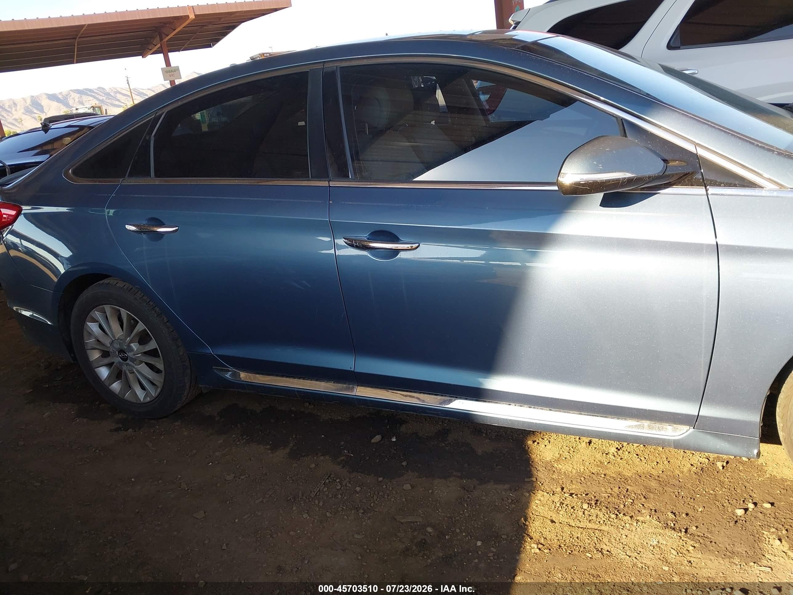 2015 Hyundai Sonata Limited Blue vin: 5NPE34AF5FH169644