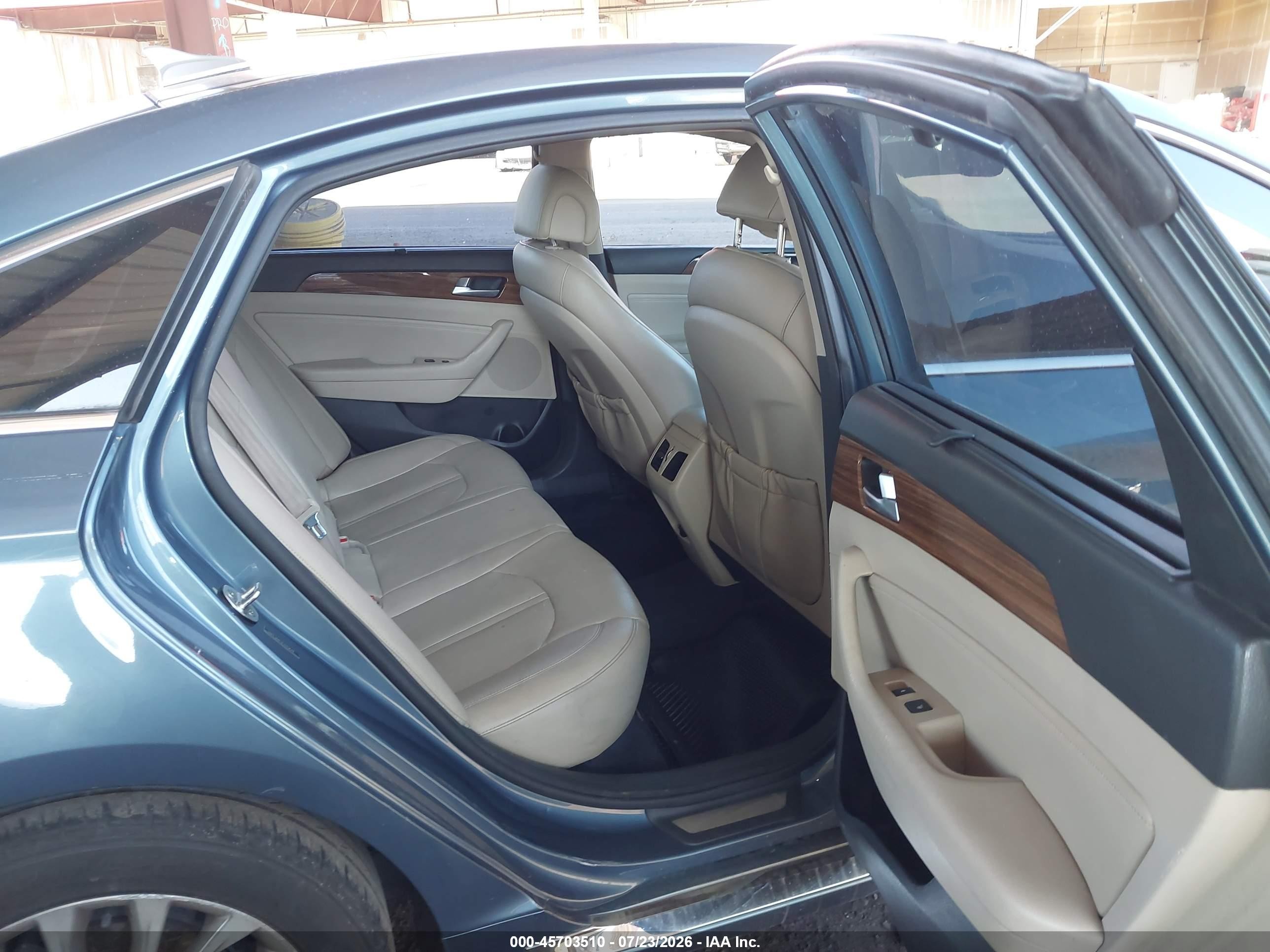 2015 Hyundai Sonata Limited Blue vin: 5NPE34AF5FH169644