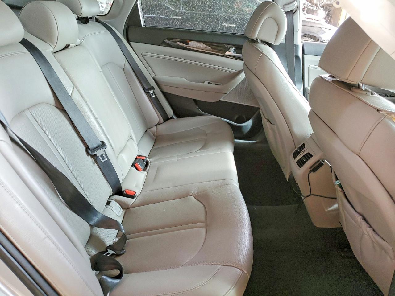 2015 Hyundai Sonata Limited Silver vin: 5NPE34AF5FH179168
