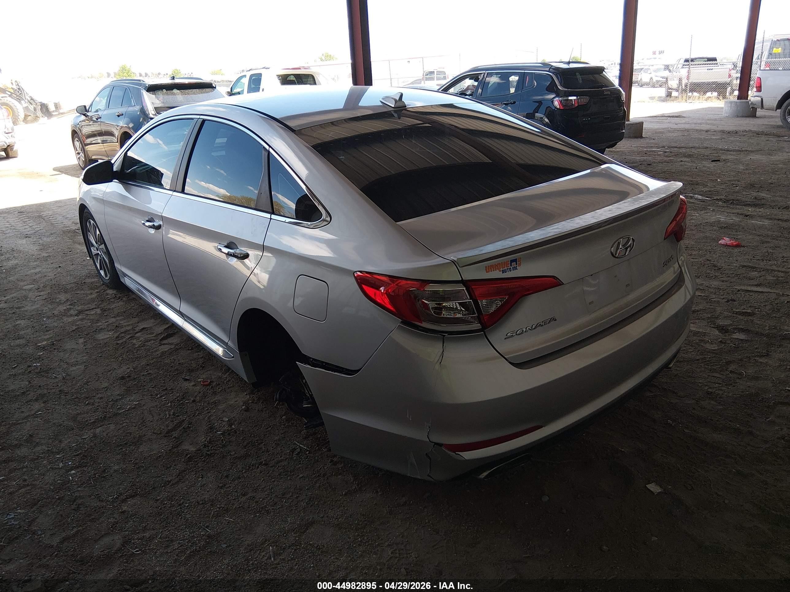 2015 Hyundai Sonata Sport Silver vin: 5NPE34AF5FH232578