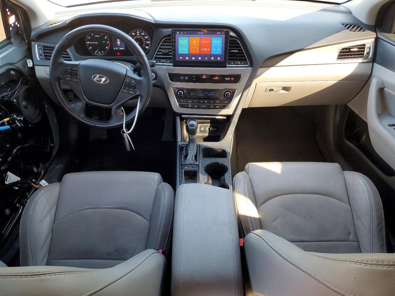 2015 Hyundai Sonata Sport Silver vin: 5NPE34AF5FH235335