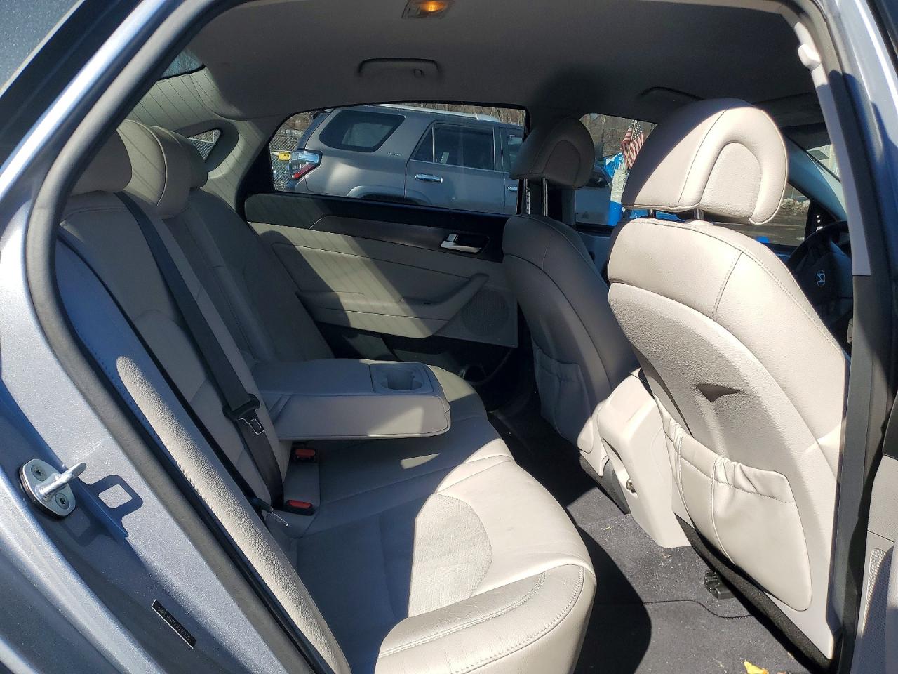 2015 Hyundai Sonata Sport Silver vin: 5NPE34AF5FH235335