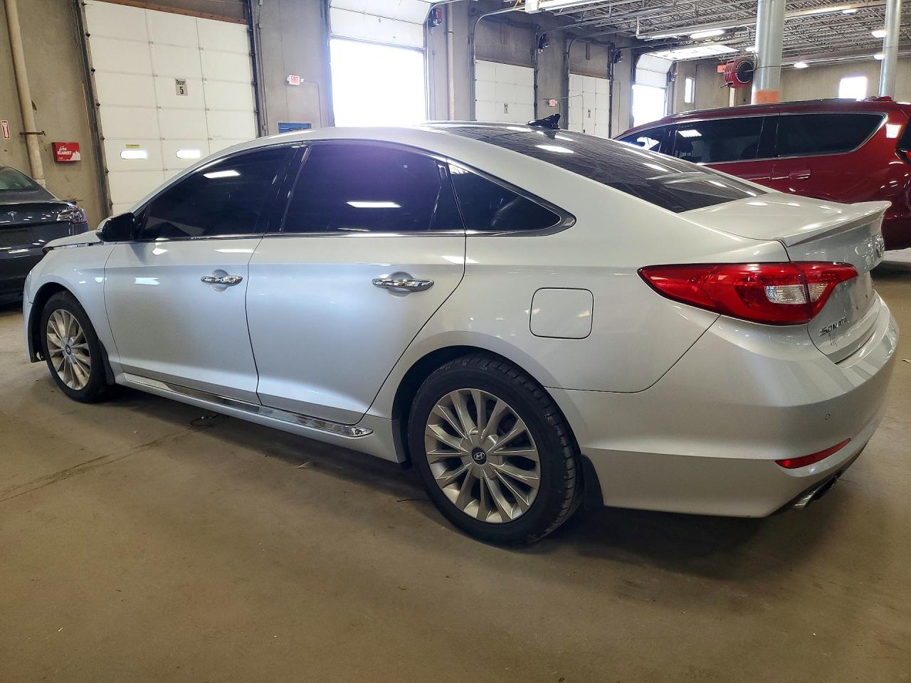 2015 Hyundai Sonata Limited Silver vin: 5NPE34AF5FH256718