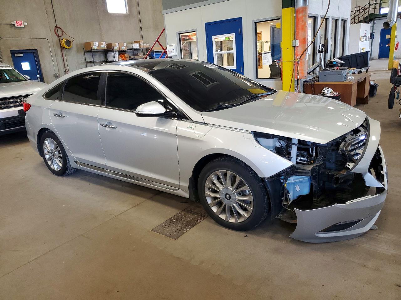 2015 Hyundai Sonata Limited Silver vin: 5NPE34AF5FH256718