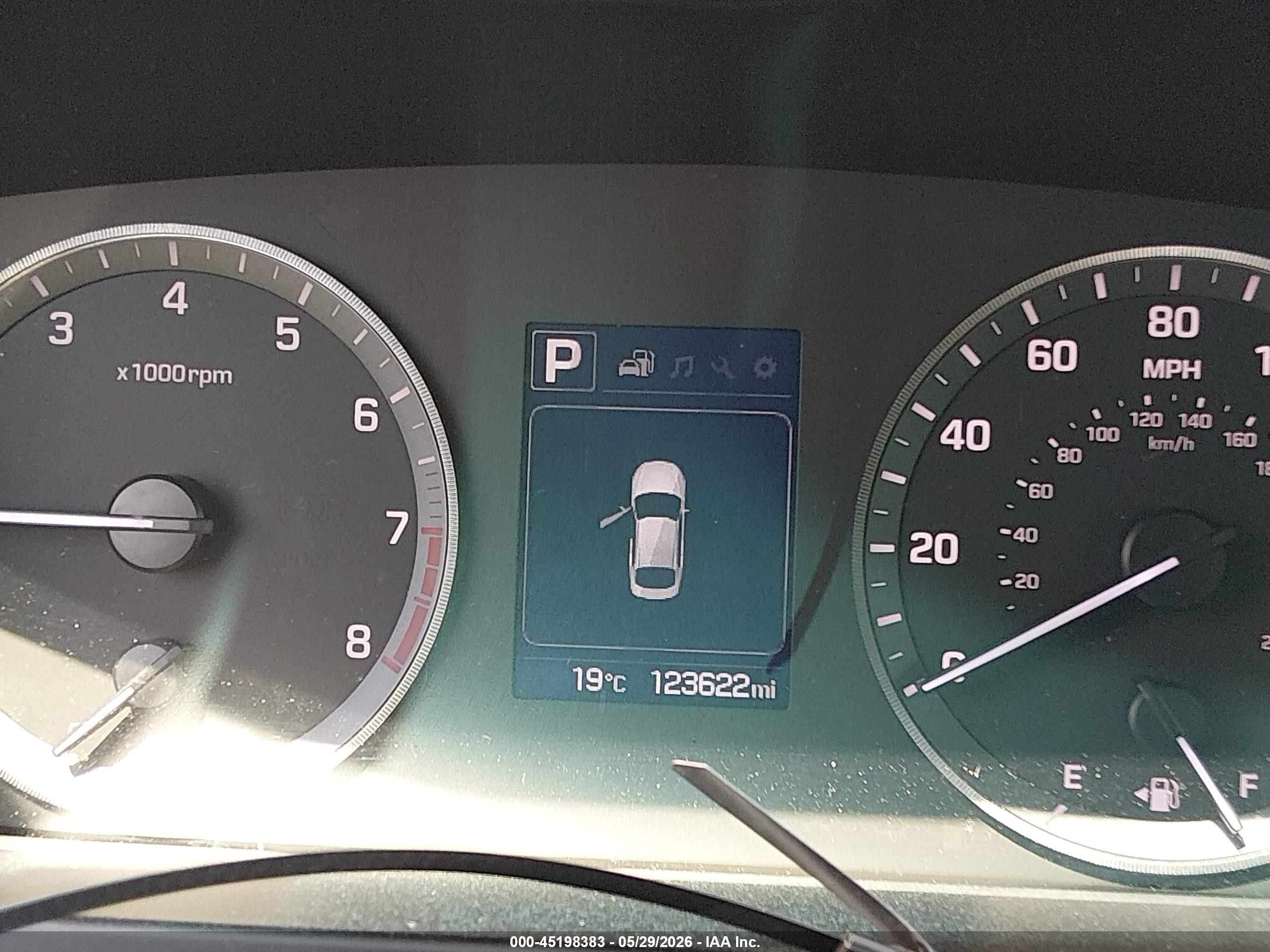 2017 Hyundai Sonata Limited Silver vin: 5NPE34AF5HH544290