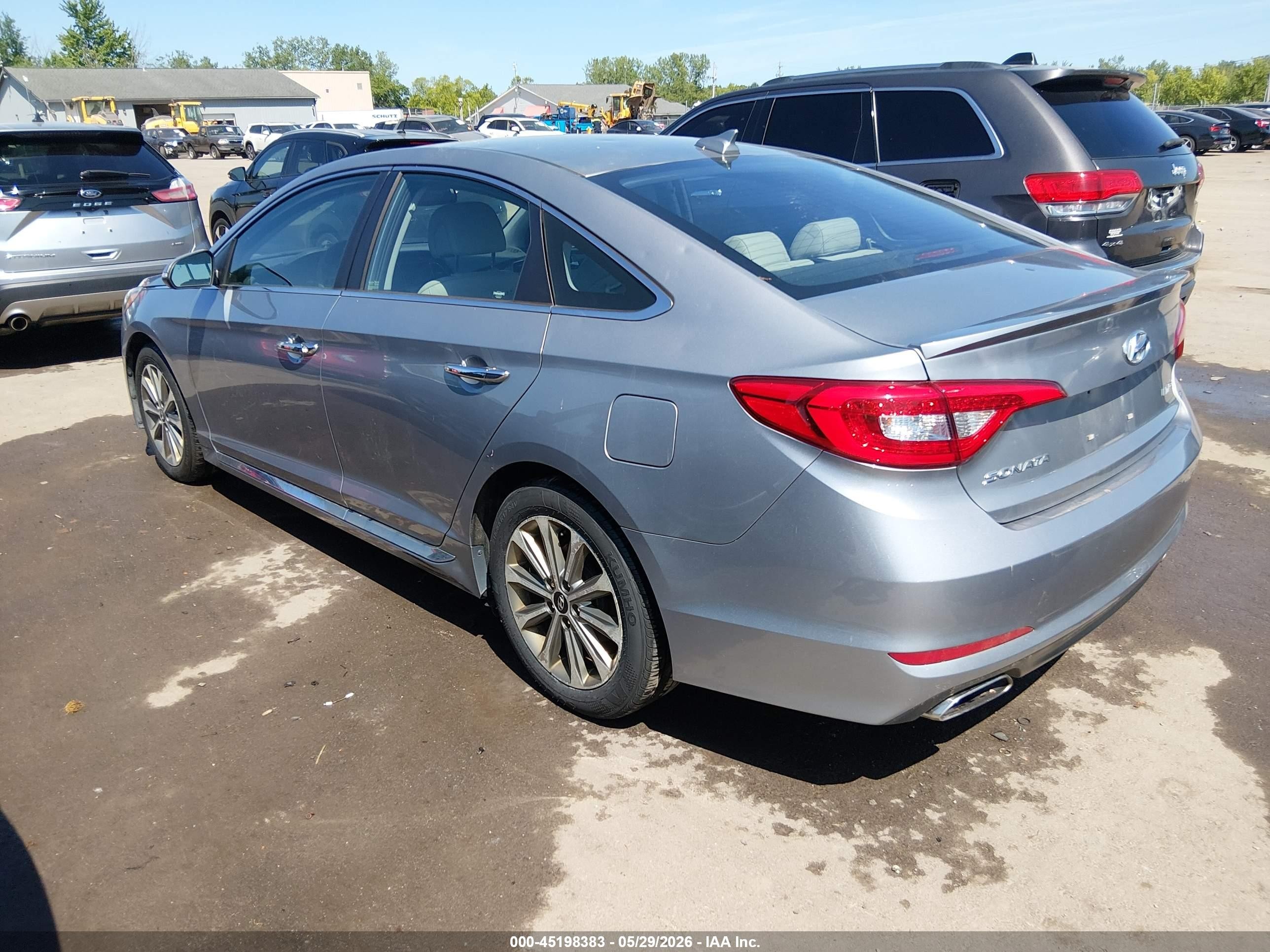 2017 Hyundai Sonata Limited Silver vin: 5NPE34AF5HH544290