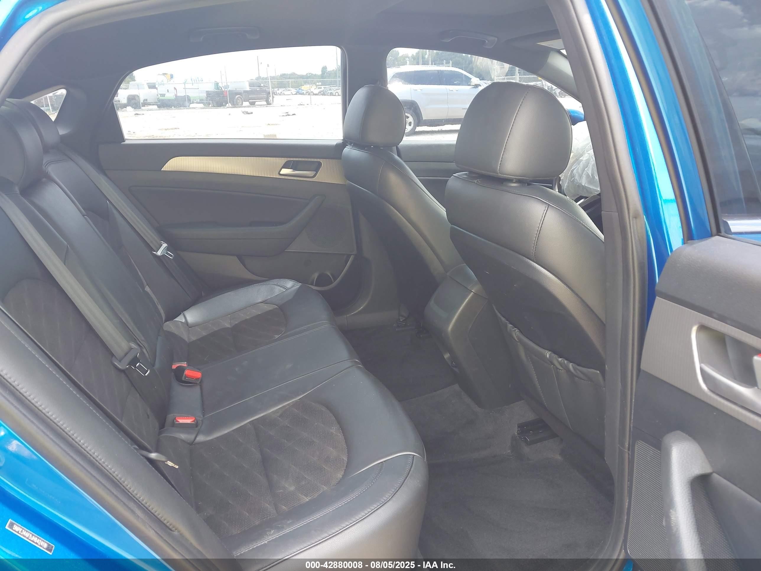 2018 Hyundai Sonata Sport Синий vin: 5NPE34AF5JH642418