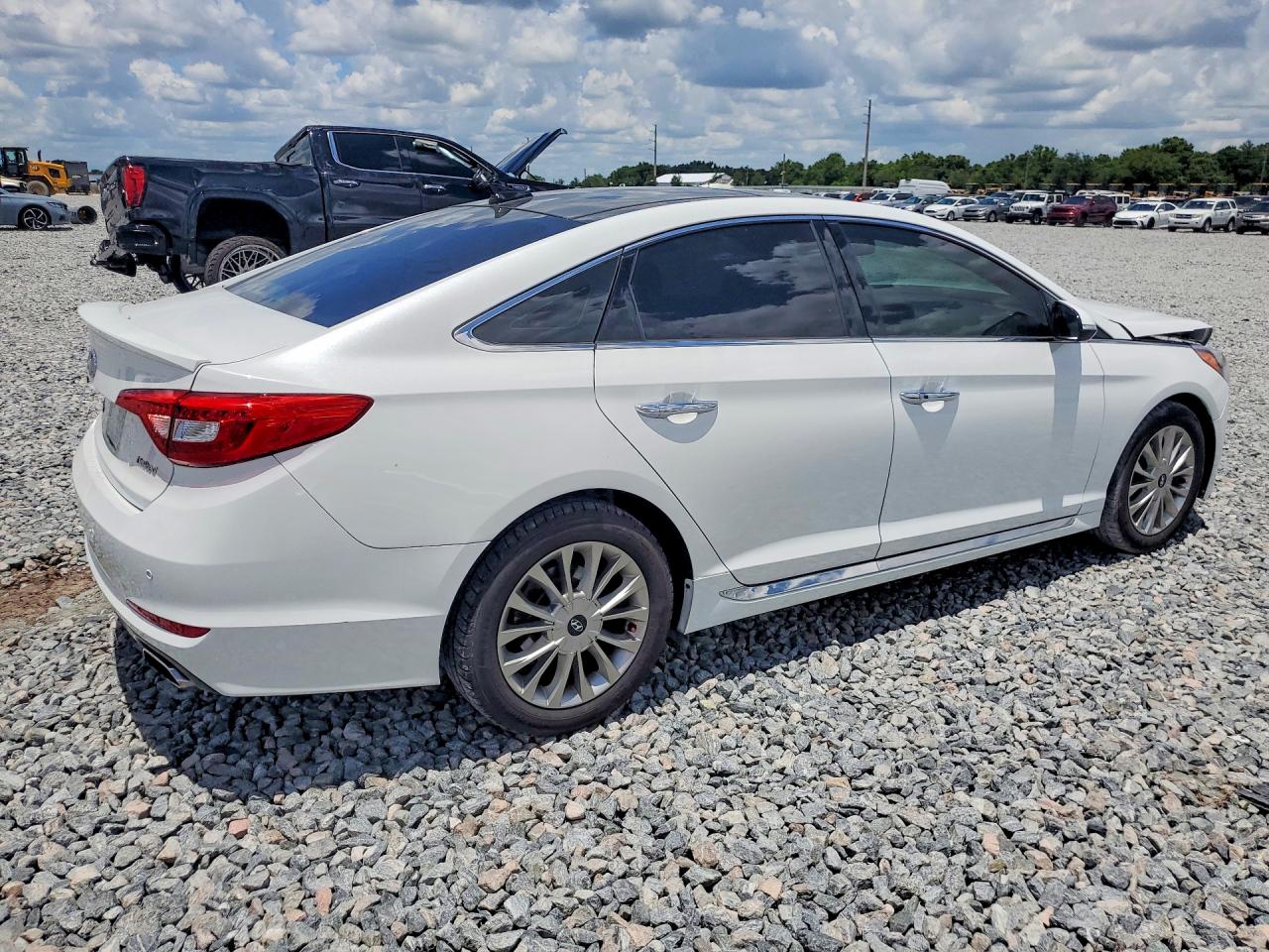 2015 Hyundai Sonata Limited White vin: 5NPE34AF6FH016853
