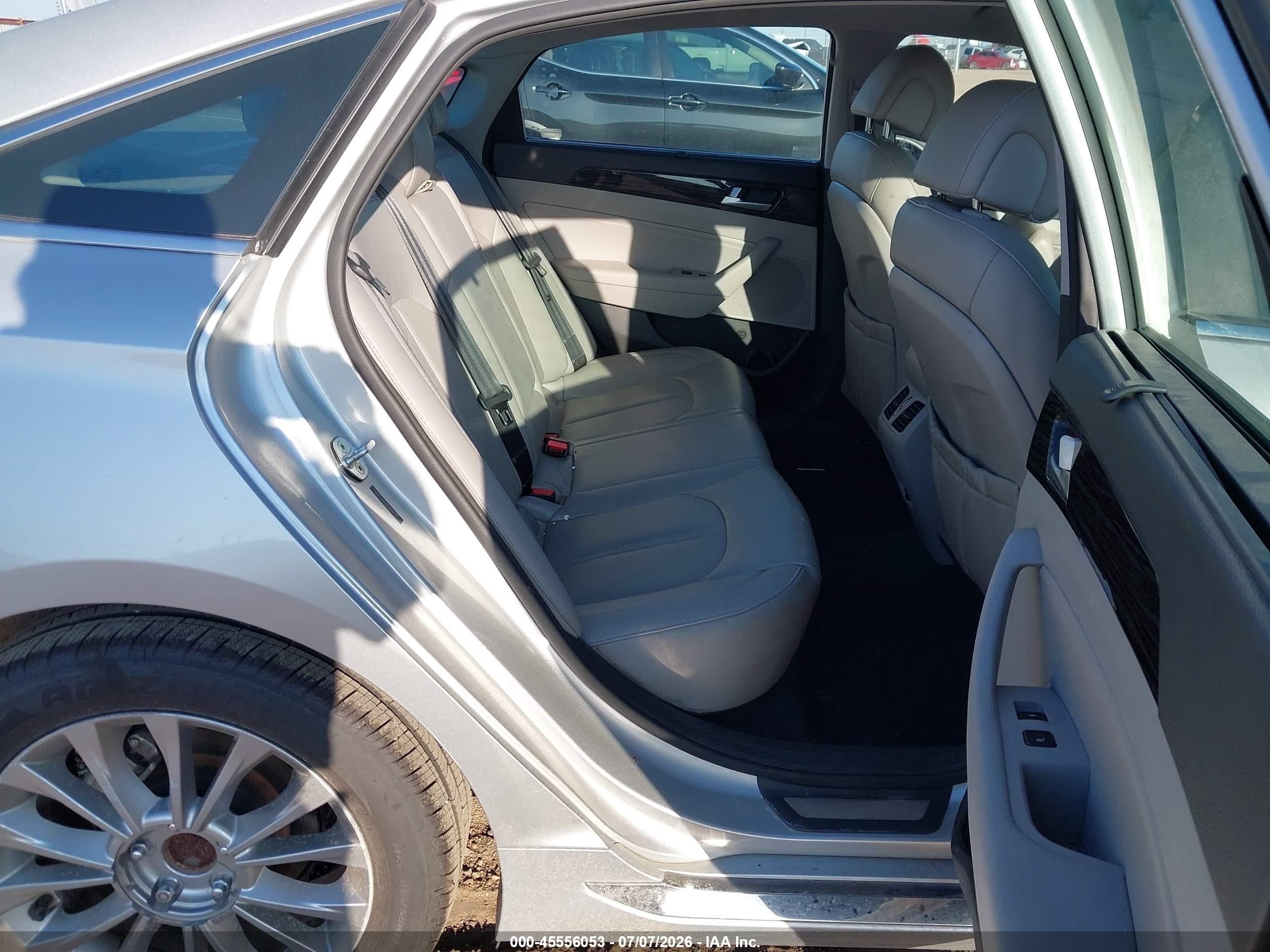 2015 Hyundai Sonata Limited Silver vin: 5NPE34AF6FH035113
