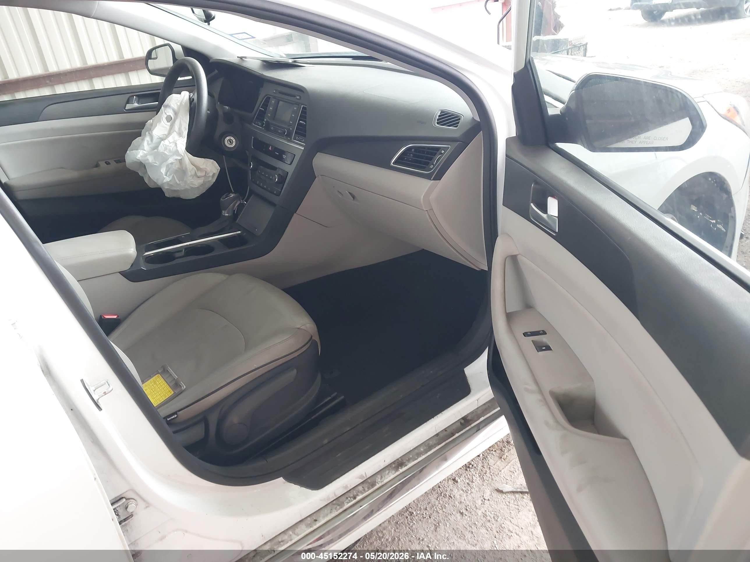 2015 Hyundai Sonata Sport White vin: 5NPE34AF6FH044684