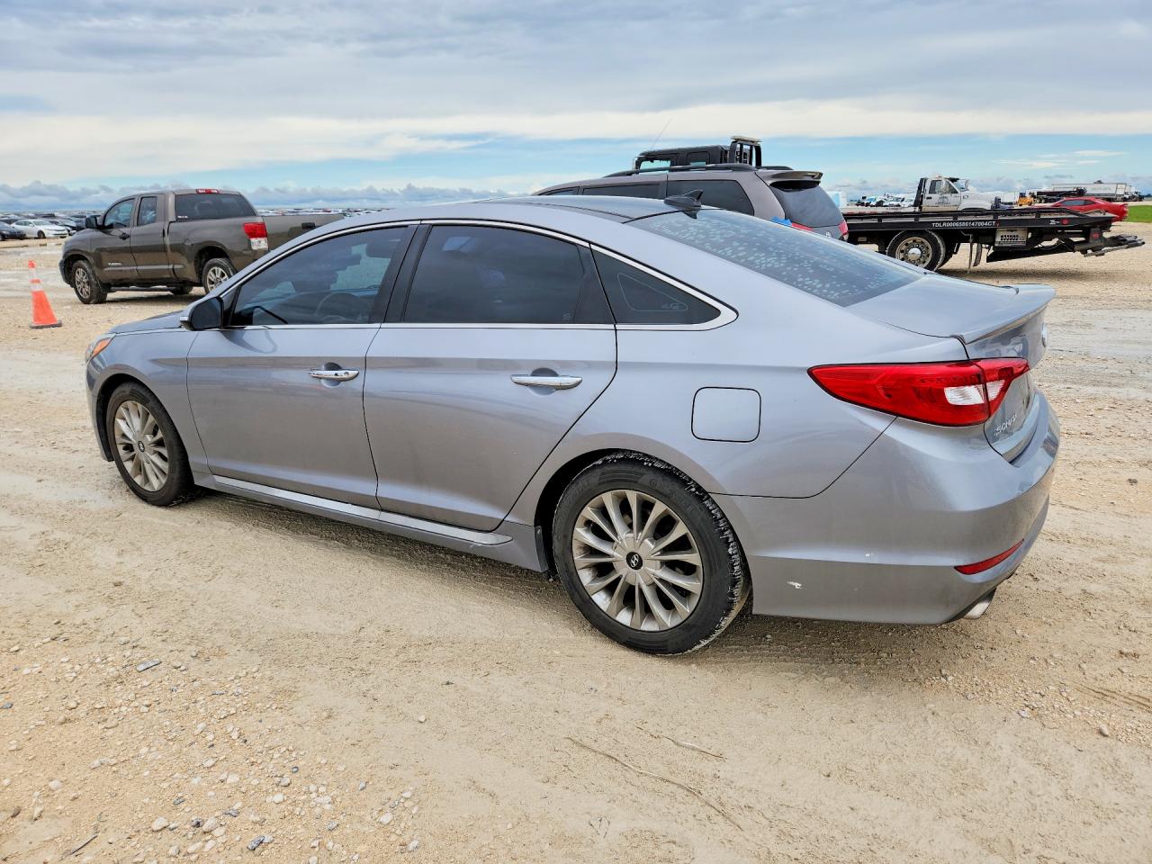 2015 Hyundai Sonata Limited Silver vin: 5NPE34AF6FH044944