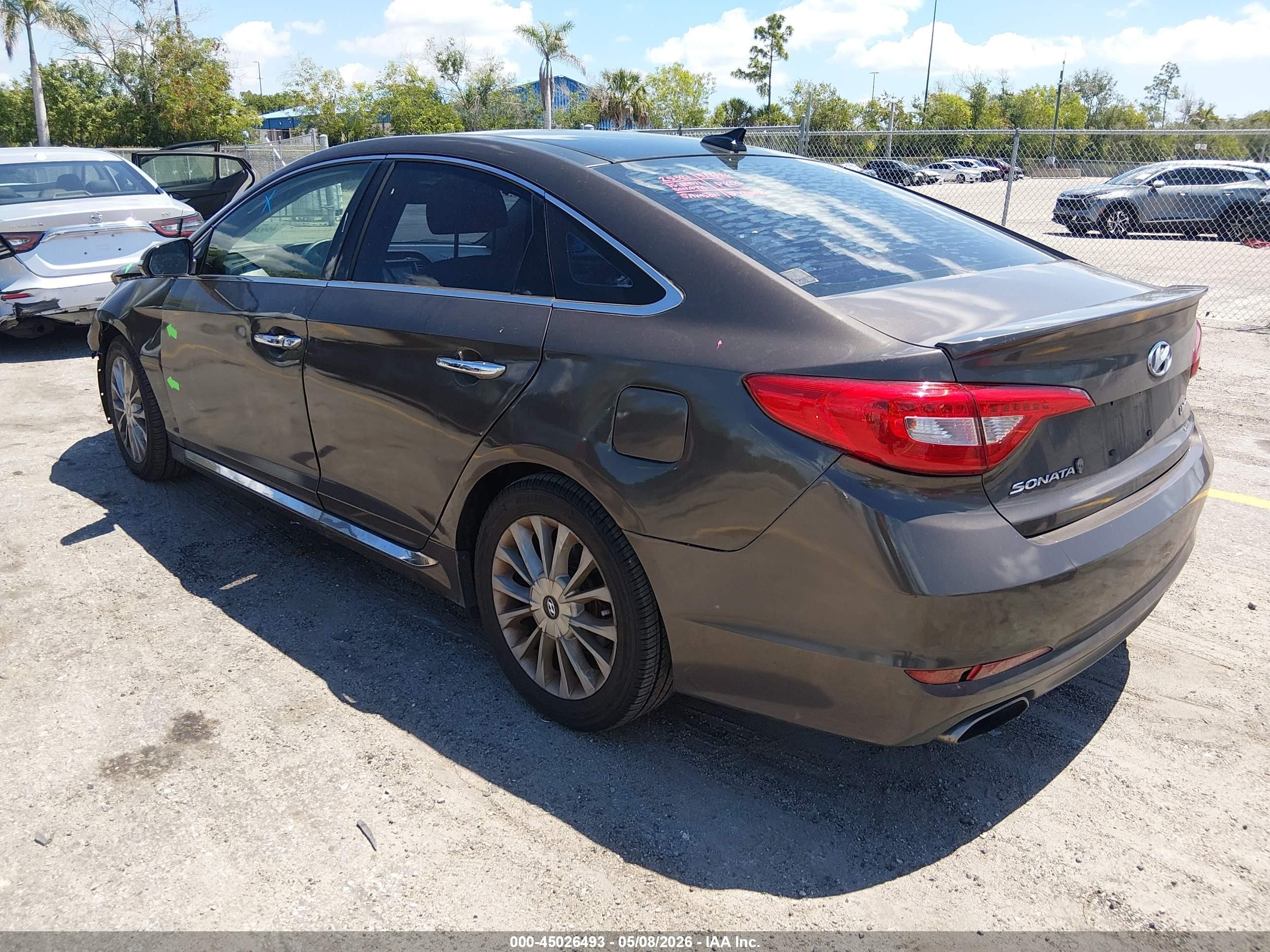 2015 Hyundai Sonata Limited Beige vin: 5NPE34AF6FH047150