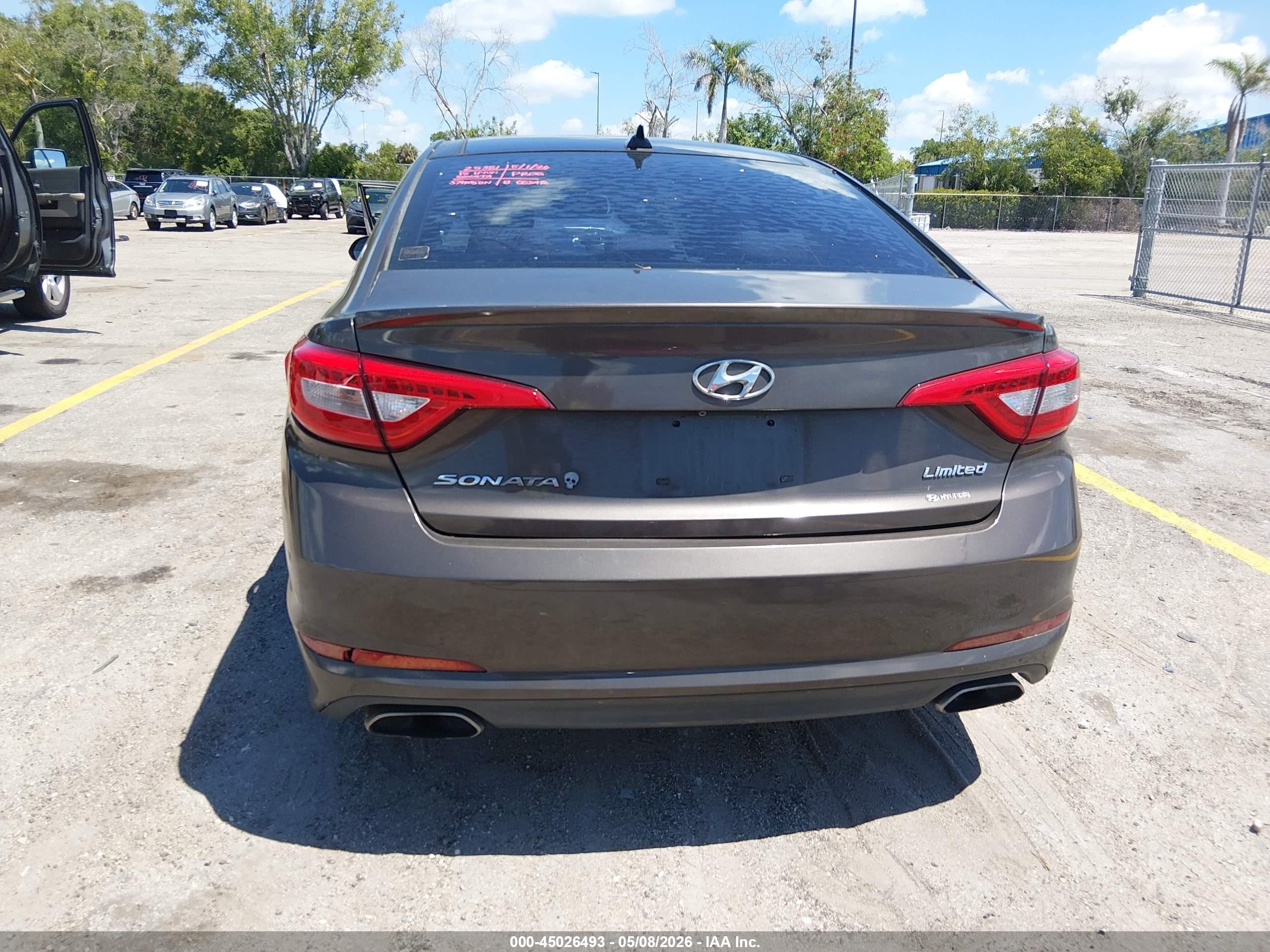 2015 Hyundai Sonata Limited Beige vin: 5NPE34AF6FH047150
