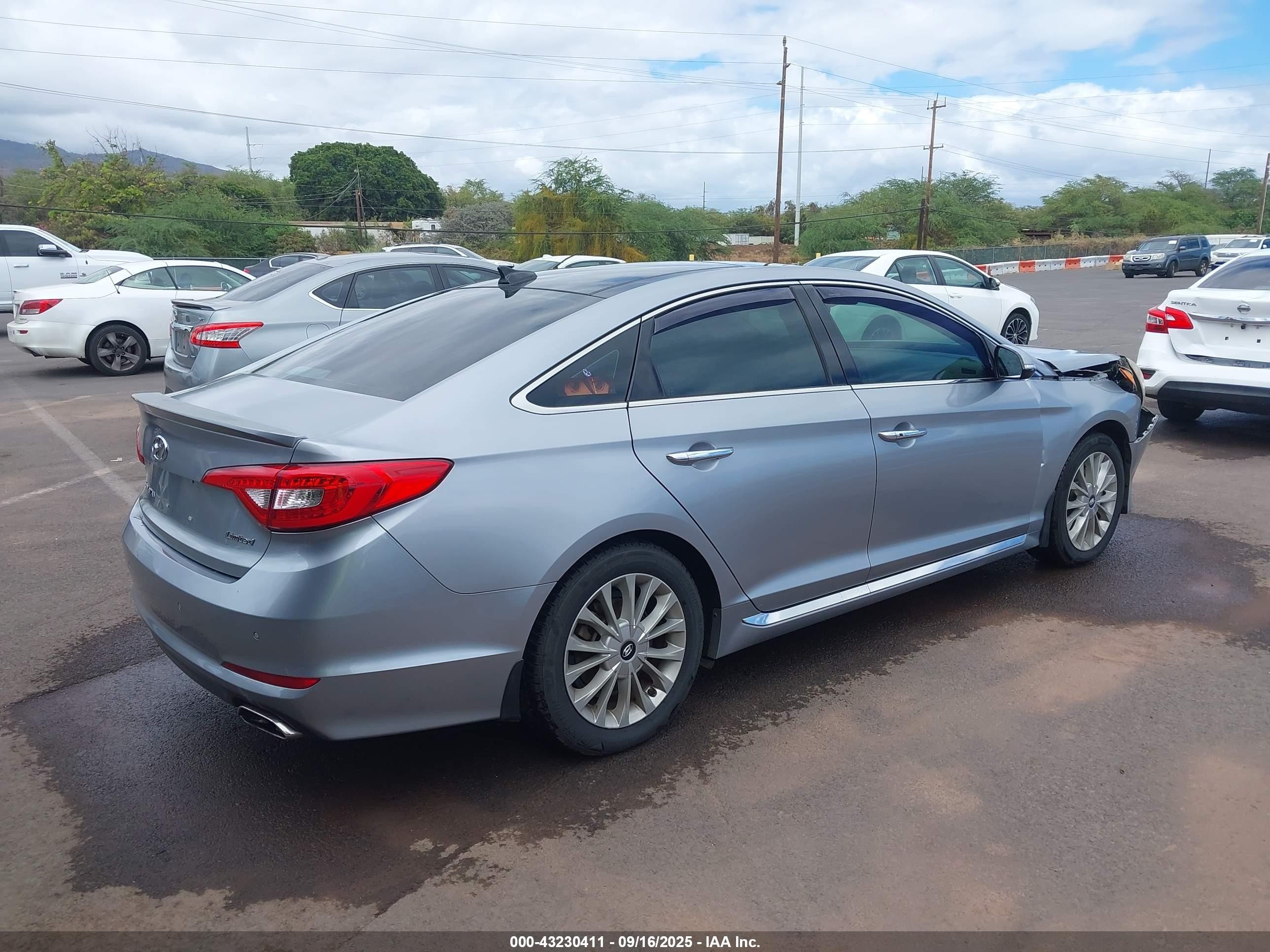2015 Hyundai Sonata Limited Серебряный vin: 5NPE34AF6FH065549