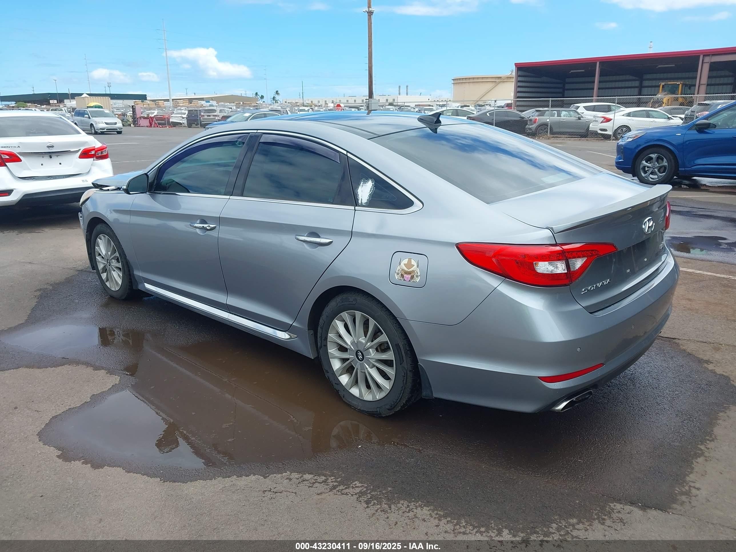 2015 Hyundai Sonata Limited Серебряный vin: 5NPE34AF6FH065549