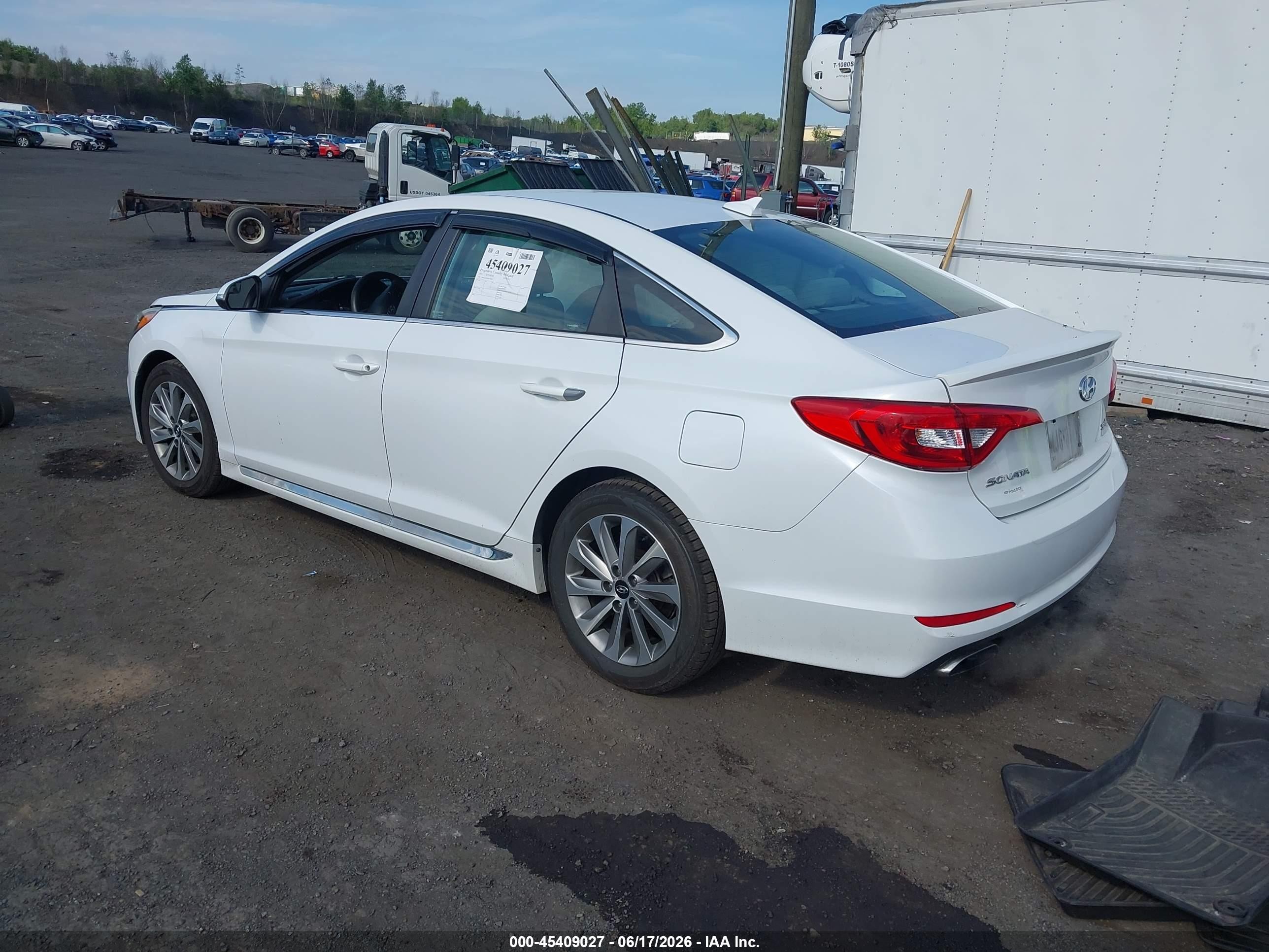 2015 Hyundai Sonata Sport White vin: 5NPE34AF6FH078396