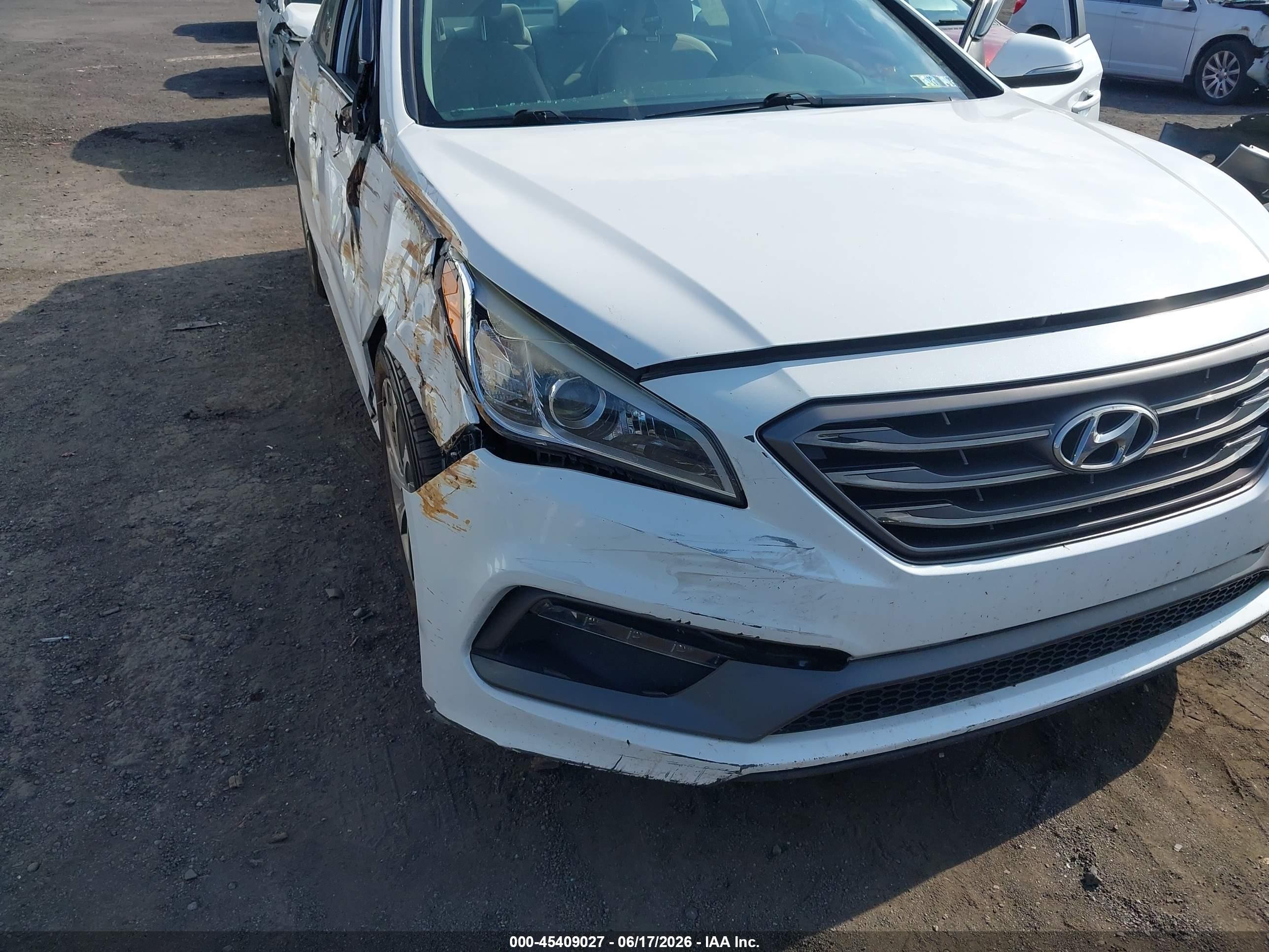 2015 Hyundai Sonata Sport White vin: 5NPE34AF6FH078396