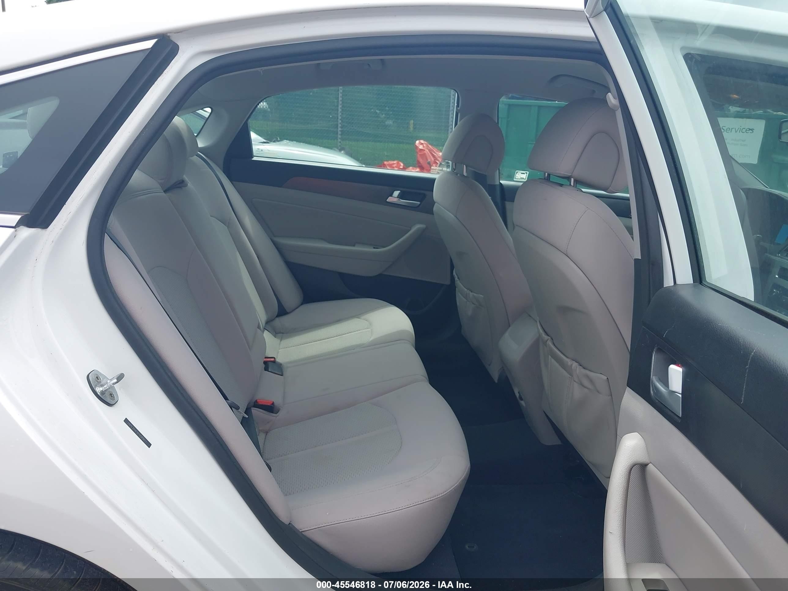 2015 Hyundai Sonata Sport Белый vin: 5NPE34AF6FH089611