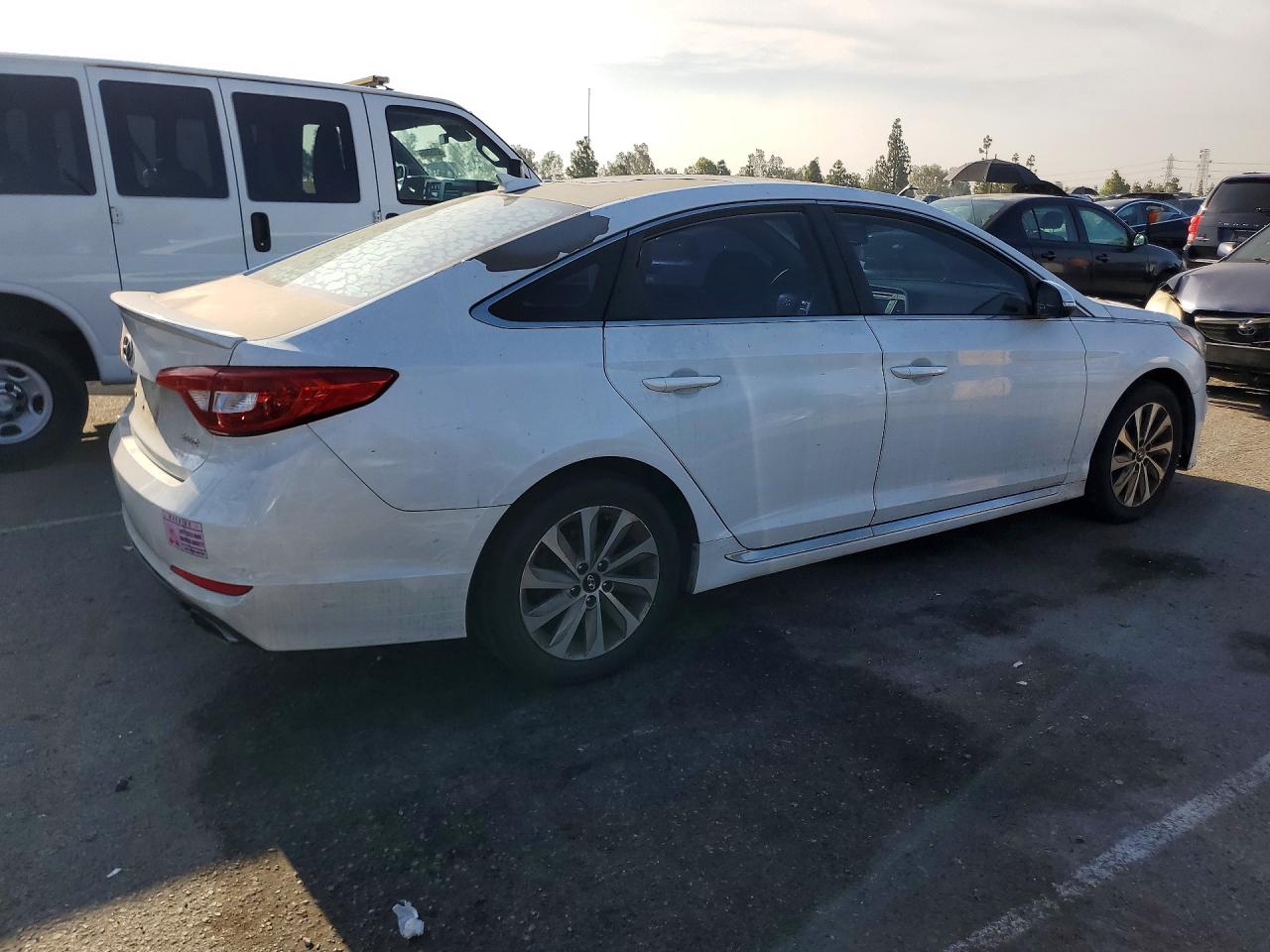 2015 Hyundai Sonata Sport White vin: 5NPE34AF6FH097739