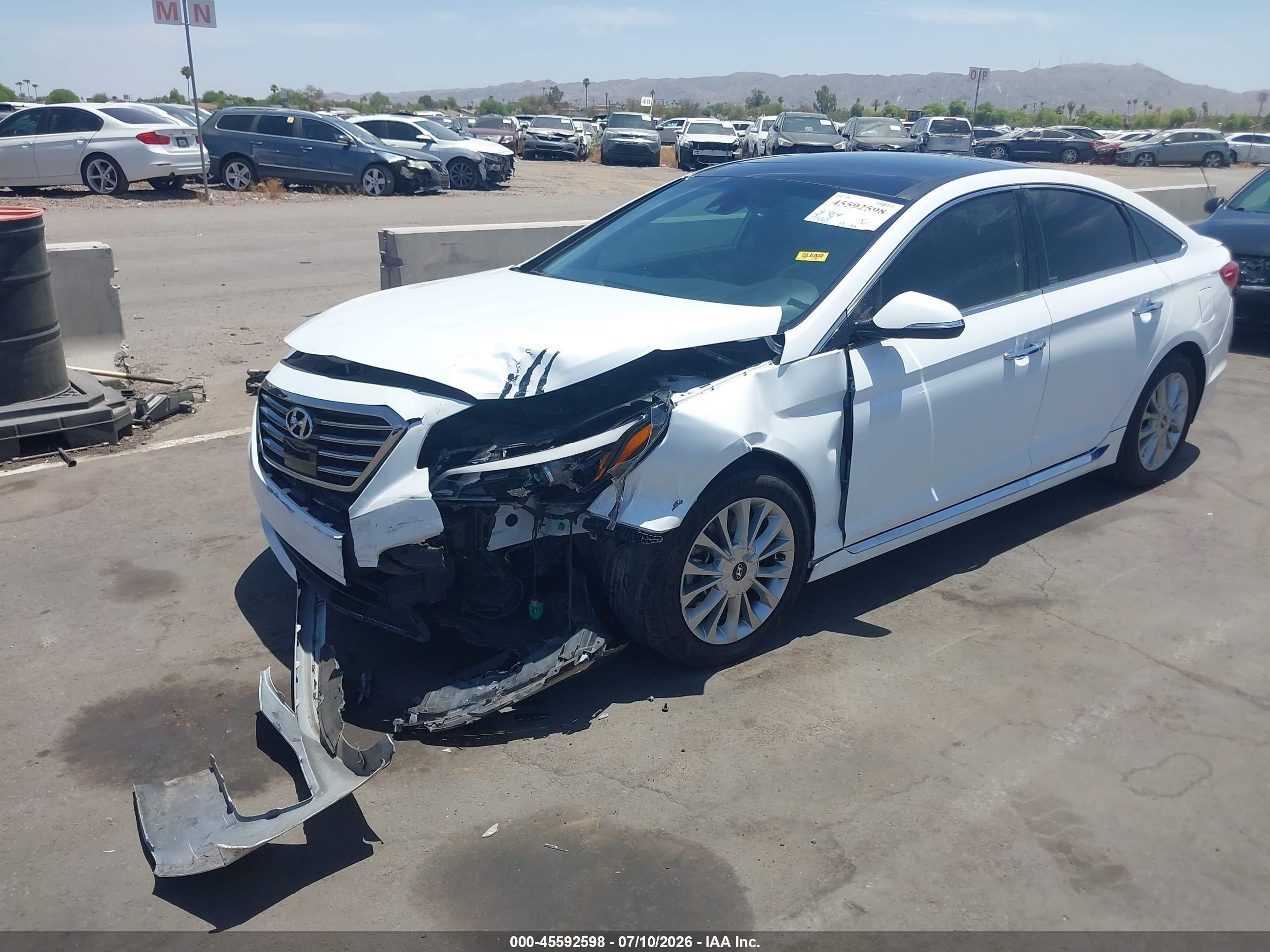 2015 Hyundai Sonata Limited White vin: 5NPE34AF6FH117469