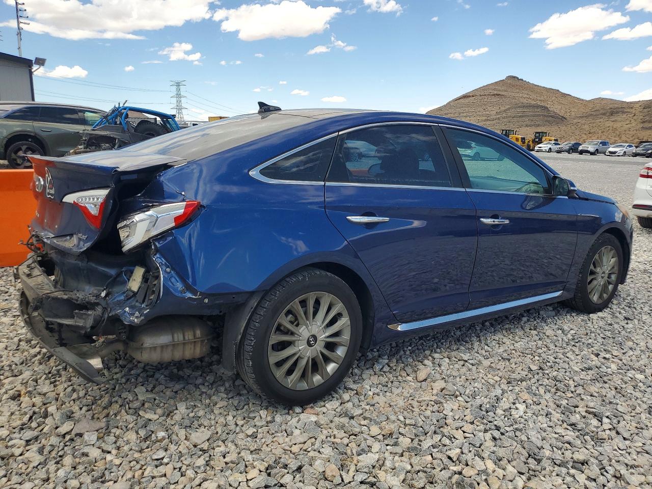 2015 Hyundai Sonata Limited Blue vin: 5NPE34AF6FH120582