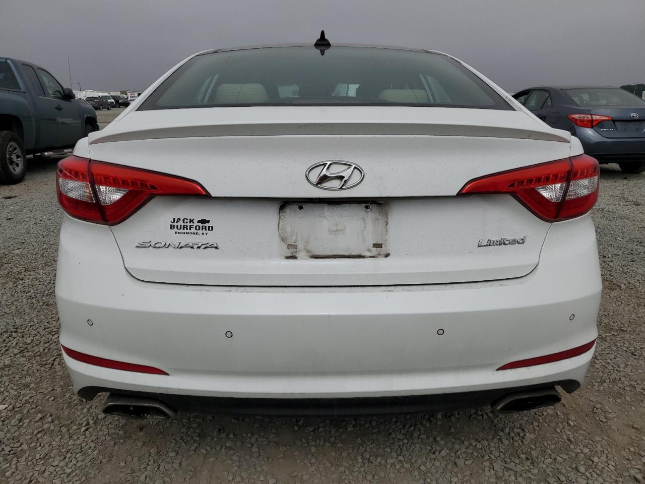 2015 Hyundai Sonata Limited White vin: 5NPE34AF6FH129203