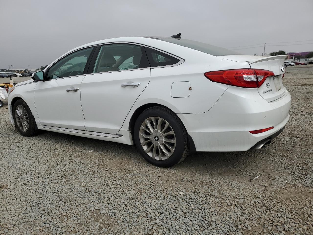2015 Hyundai Sonata Limited White vin: 5NPE34AF6FH129203