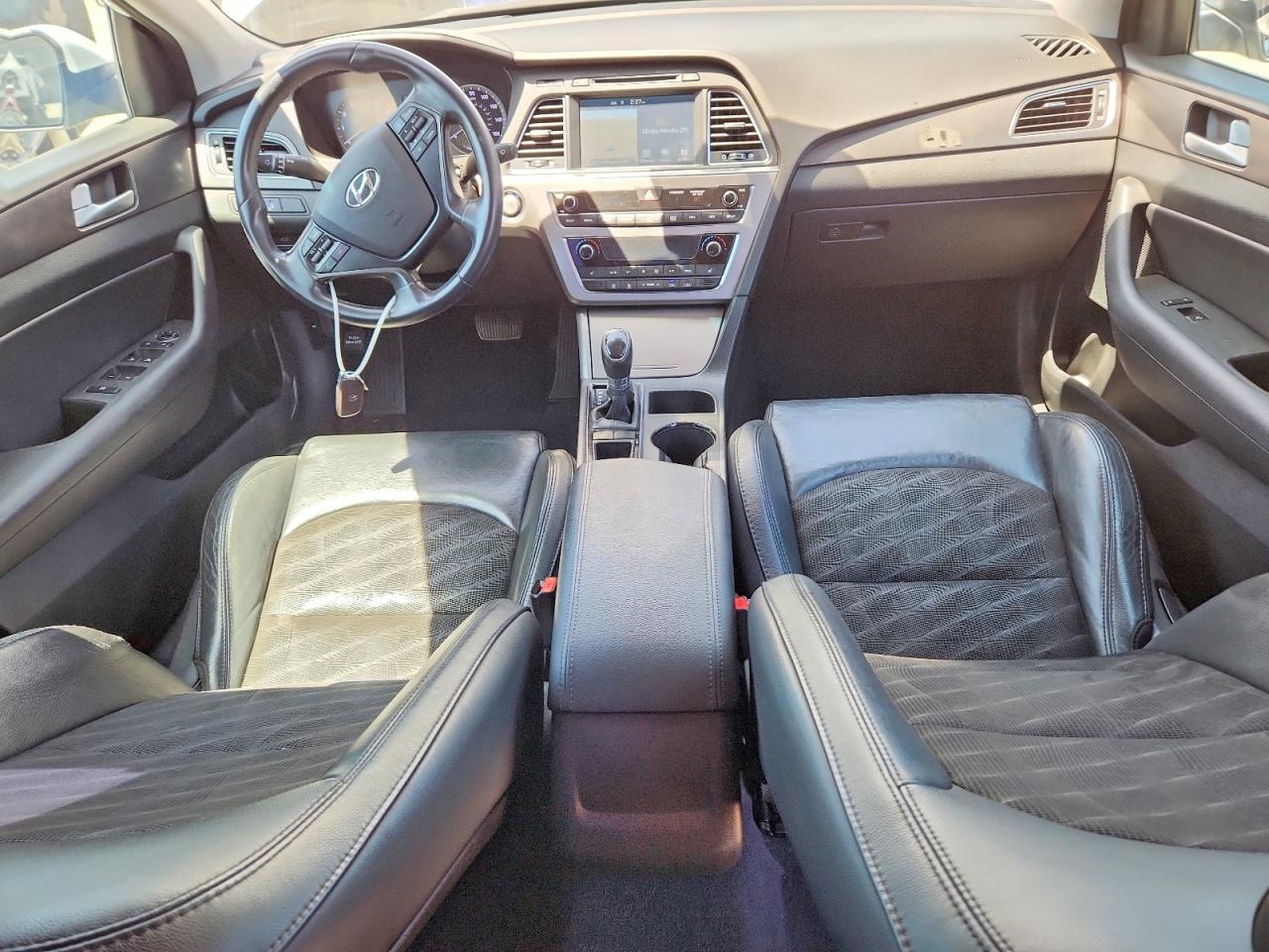2015 Hyundai Sonata Sport White vin: 5NPE34AF6FH131288