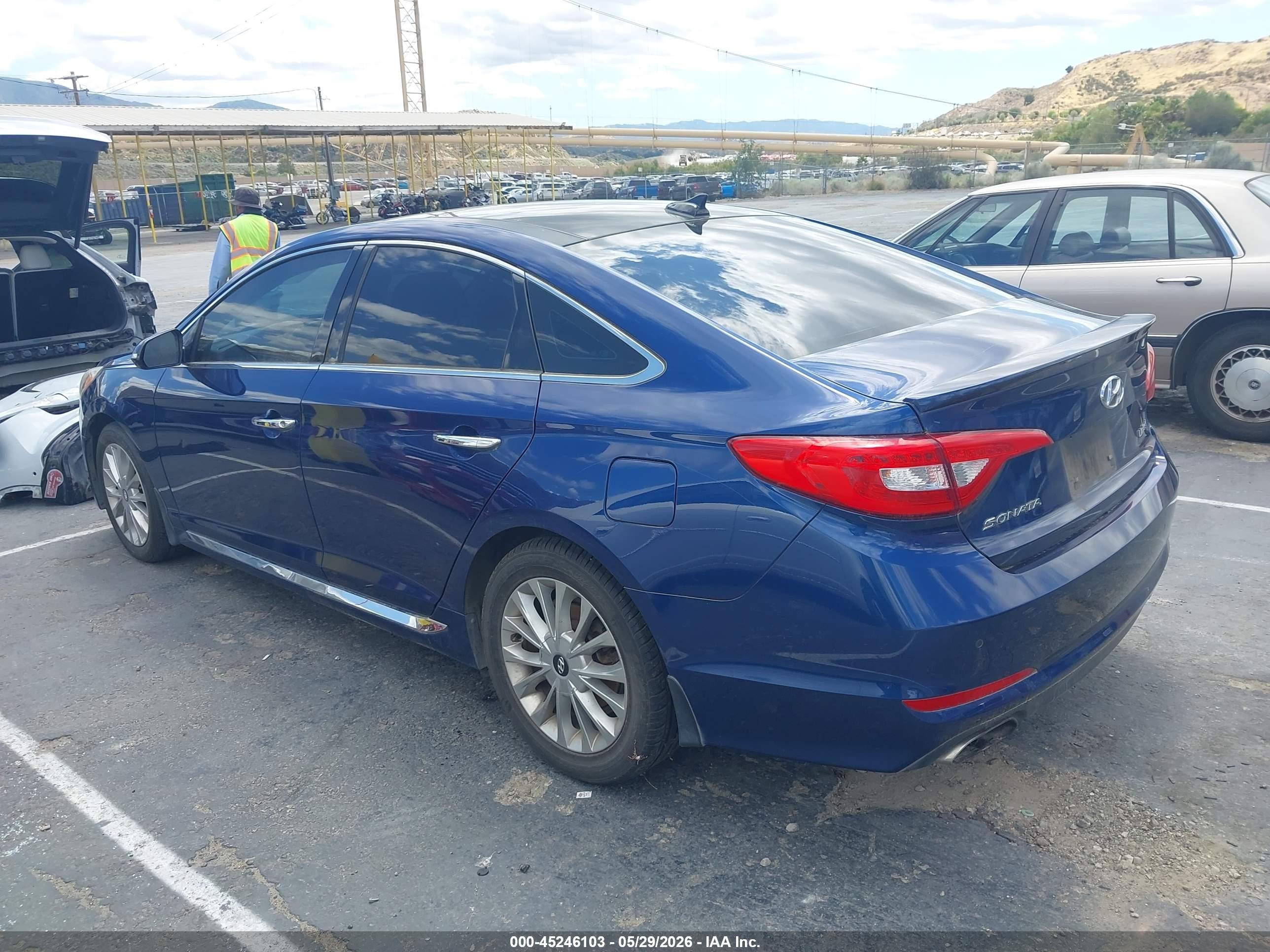2015 Hyundai Sonata Limited Blue vin: 5NPE34AF6FH166302