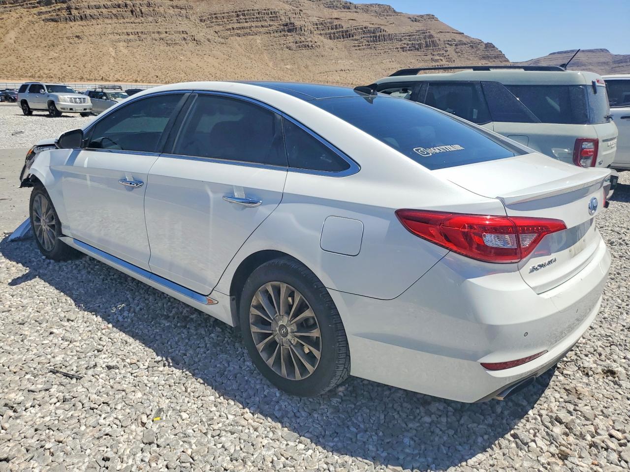 2015 Hyundai Sonata Limited Белый vin: 5NPE34AF6FH183987