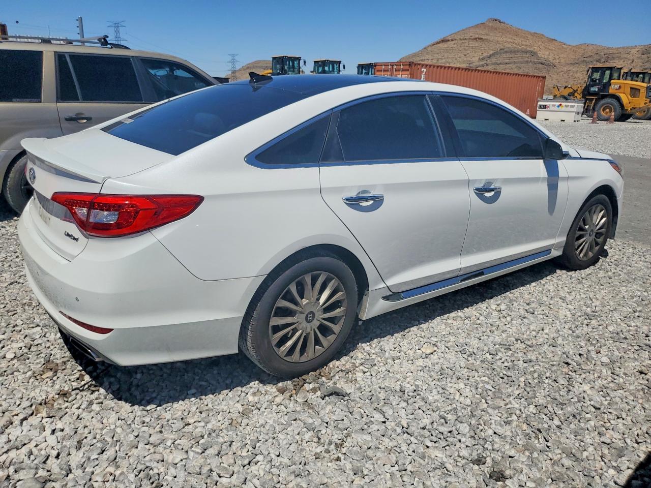 2015 Hyundai Sonata Limited Белый vin: 5NPE34AF6FH183987