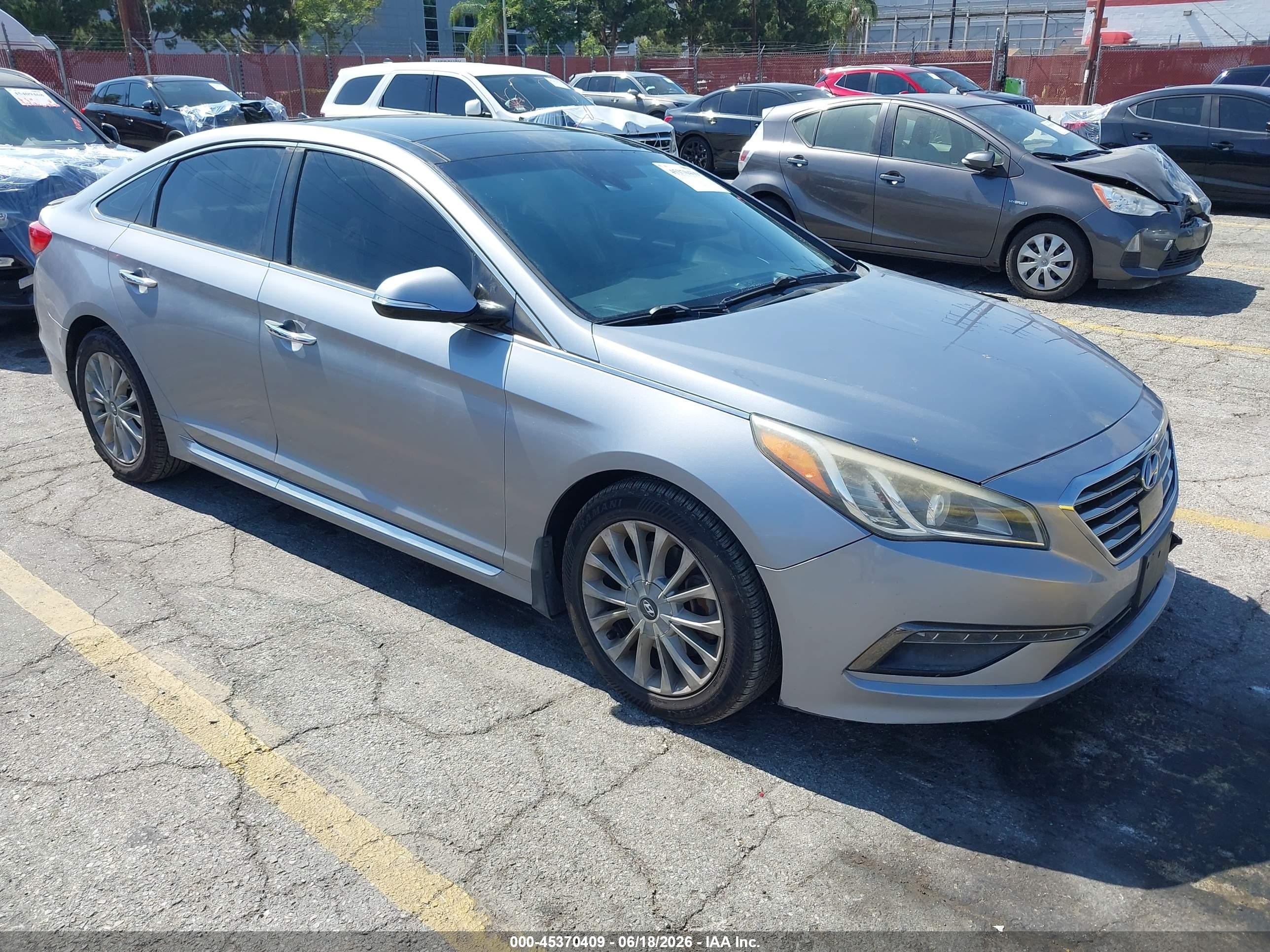2015 Hyundai Sonata Limited Silver vin: 5NPE34AF6FH198585