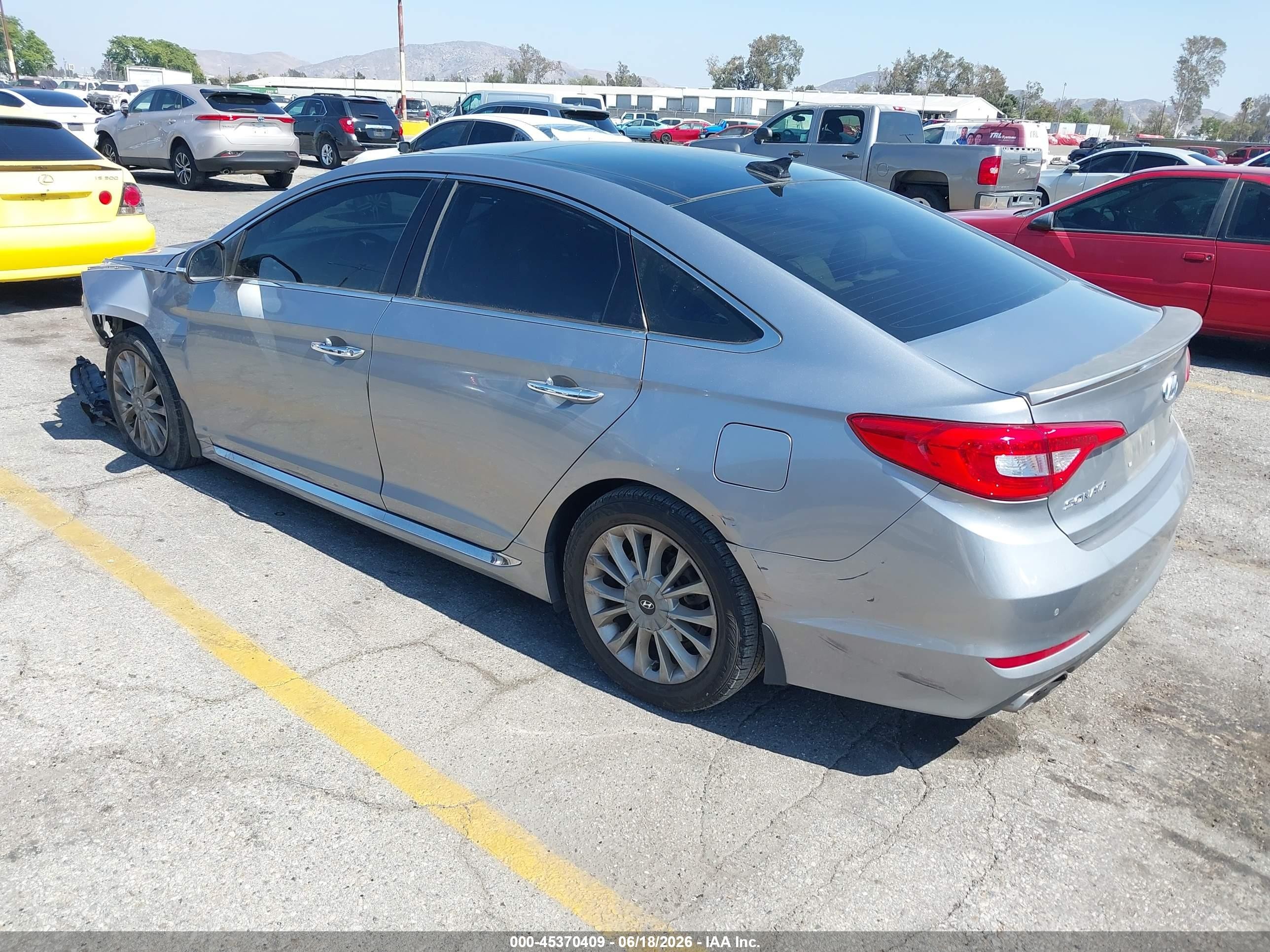 2015 Hyundai Sonata Limited Silver vin: 5NPE34AF6FH198585