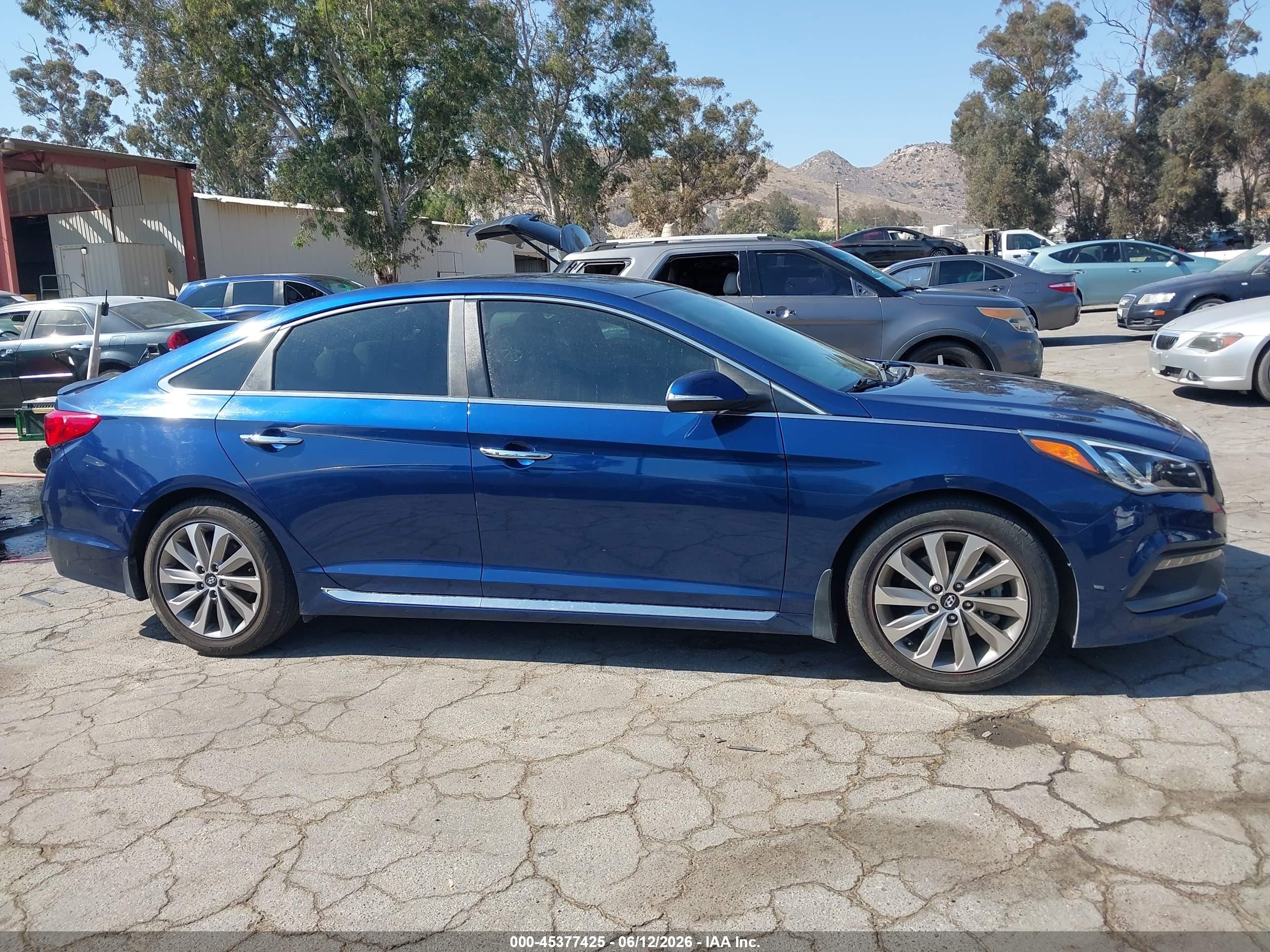 2015 Hyundai Sonata Sport Blue vin: 5NPE34AF6FH215059